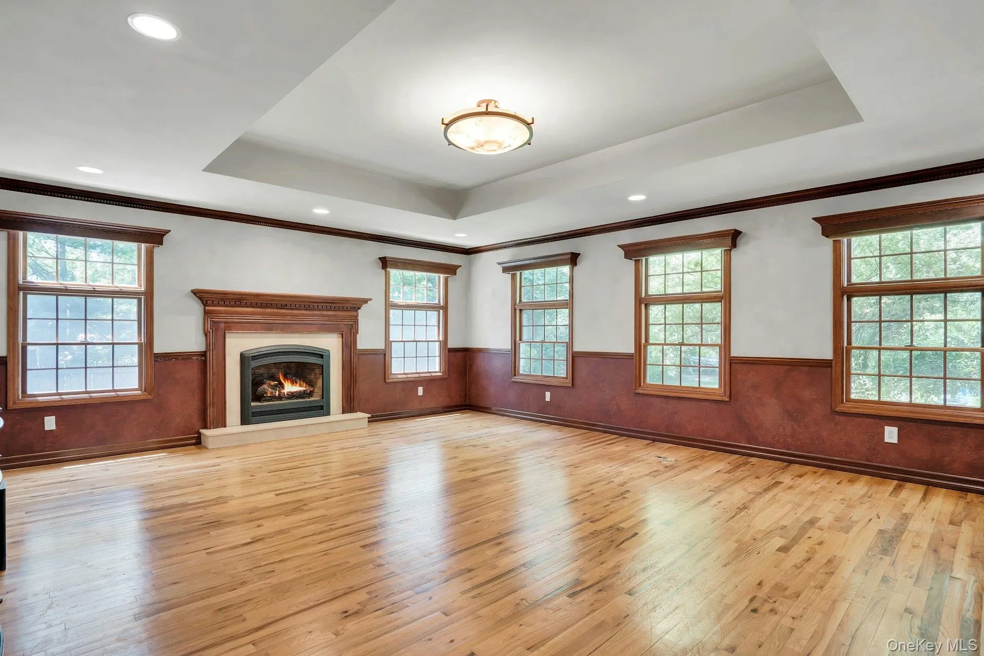 2nd fireplace. 2nd fireplace.