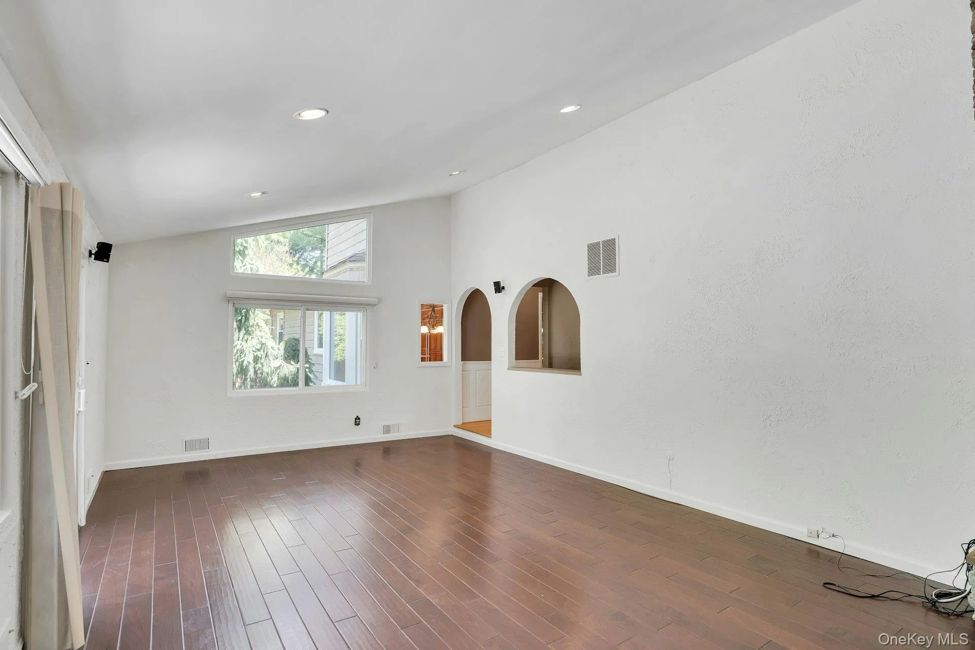 Raised ceilings and hardwood floors. Raised ceilings and hardwood floors.
