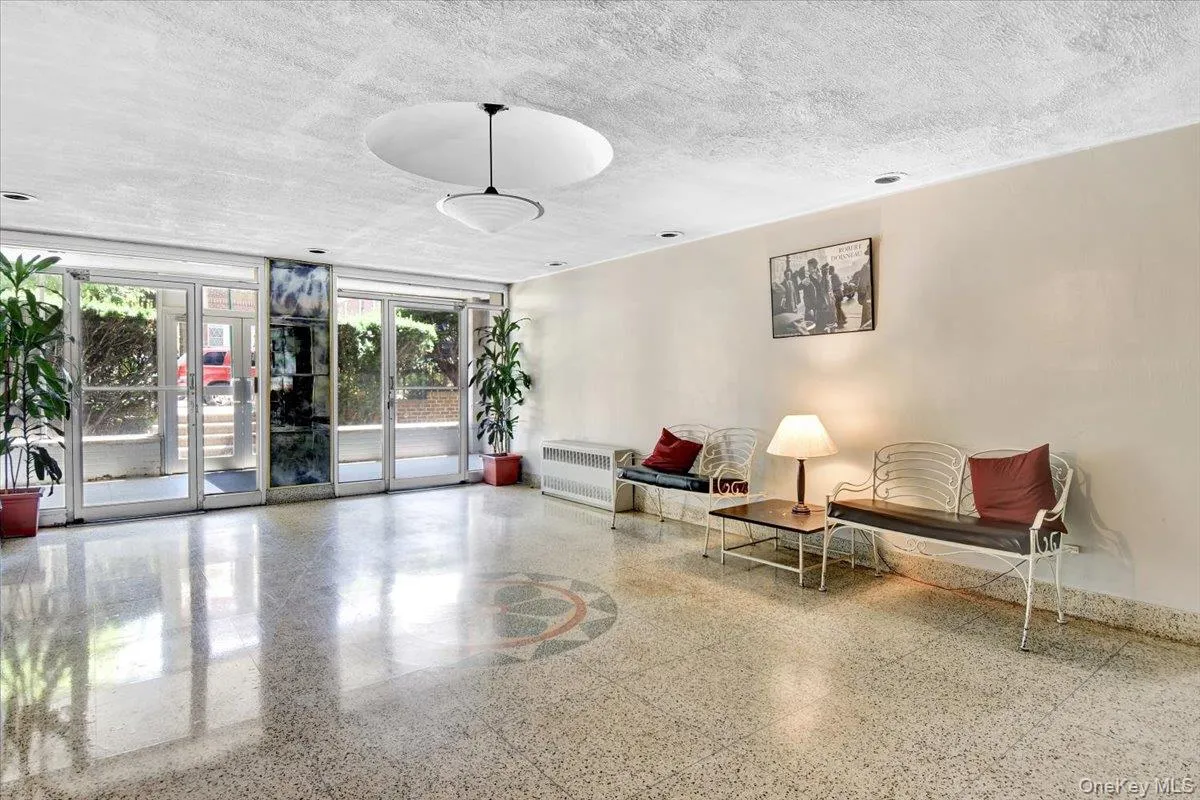 2835 Webb Avenue, New York, NY, 2 Bedrooms Bedrooms, 4 Rooms Rooms,1 BathroomBathrooms,Residential,For Rent,Webb,0,1004267 2835 Webb Avenue, New York, NY, 2 Bedrooms Bedrooms, 4 Rooms Rooms,1 BathroomBathrooms,Residential,For Rent,Webb,0,1004267