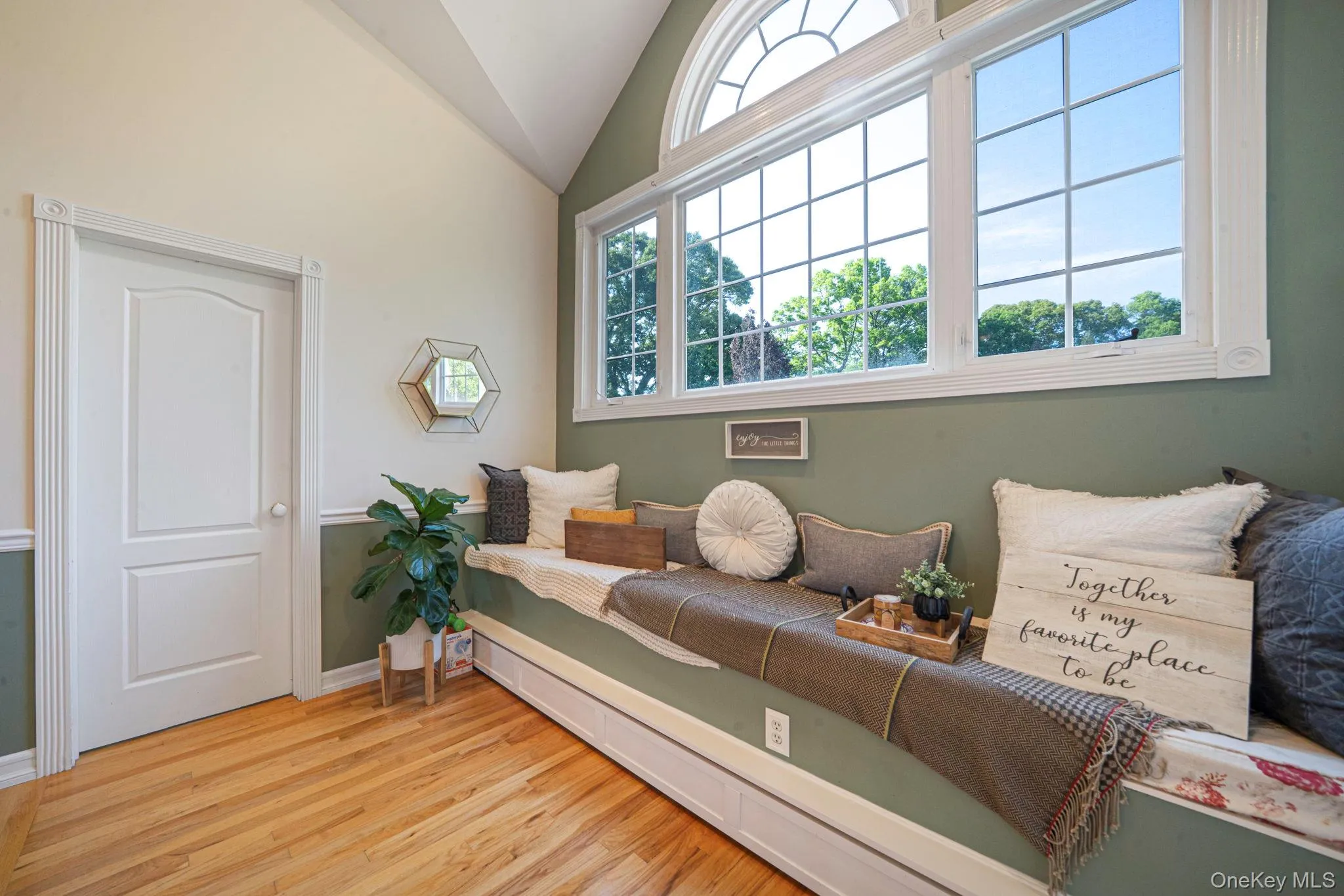 364 Twilight Lane, Smithtown, NY, 3 Bedrooms Bedrooms, 8 Rooms Rooms,2 BathroomsBathrooms,Residential,For Rent,Twilight,0,1004270 364 Twilight Lane, Smithtown, NY, 3 Bedrooms Bedrooms, 8 Rooms Rooms,2 BathroomsBathrooms,Residential,For Rent,Twilight,0,1004270