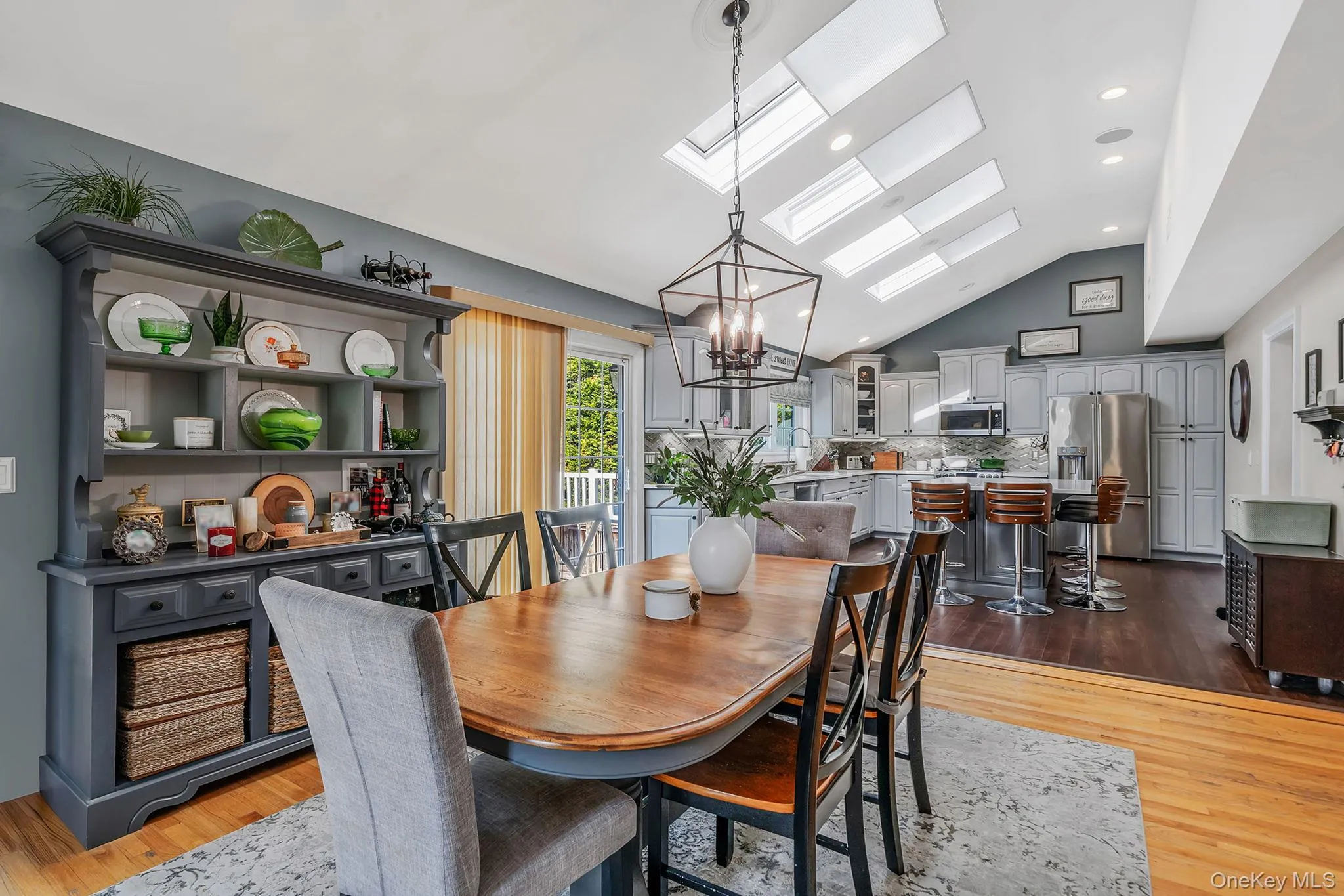 364 Twilight Lane, Smithtown, NY, 3 Bedrooms Bedrooms, 8 Rooms Rooms,2 BathroomsBathrooms,Residential,For Rent,Twilight,0,1004270 364 Twilight Lane, Smithtown, NY, 3 Bedrooms Bedrooms, 8 Rooms Rooms,2 BathroomsBathrooms,Residential,For Rent,Twilight,0,1004270