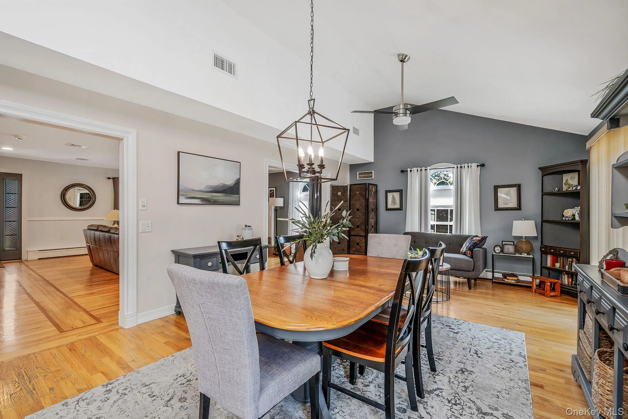 364 Twilight Lane, Smithtown, NY, 3 Bedrooms Bedrooms, 8 Rooms Rooms,2 BathroomsBathrooms,Residential,For Rent,Twilight,0,1004270 364 Twilight Lane, Smithtown, NY, 3 Bedrooms Bedrooms, 8 Rooms Rooms,2 BathroomsBathrooms,Residential,For Rent,Twilight,0,1004270