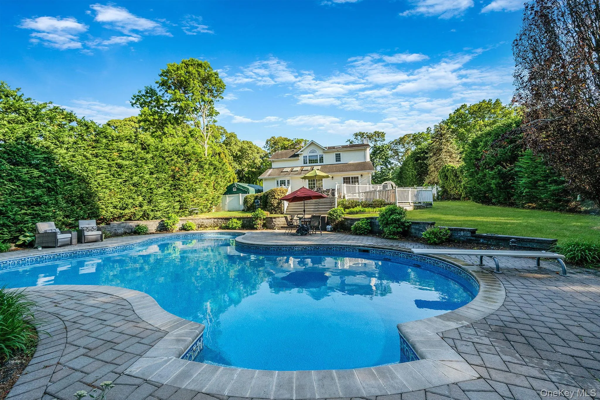 364 Twilight Lane, Smithtown, NY, 3 Bedrooms Bedrooms, 8 Rooms Rooms,2 BathroomsBathrooms,Residential,For Rent,Twilight,0,1004270 364 Twilight Lane, Smithtown, NY, 3 Bedrooms Bedrooms, 8 Rooms Rooms,2 BathroomsBathrooms,Residential,For Rent,Twilight,0,1004270