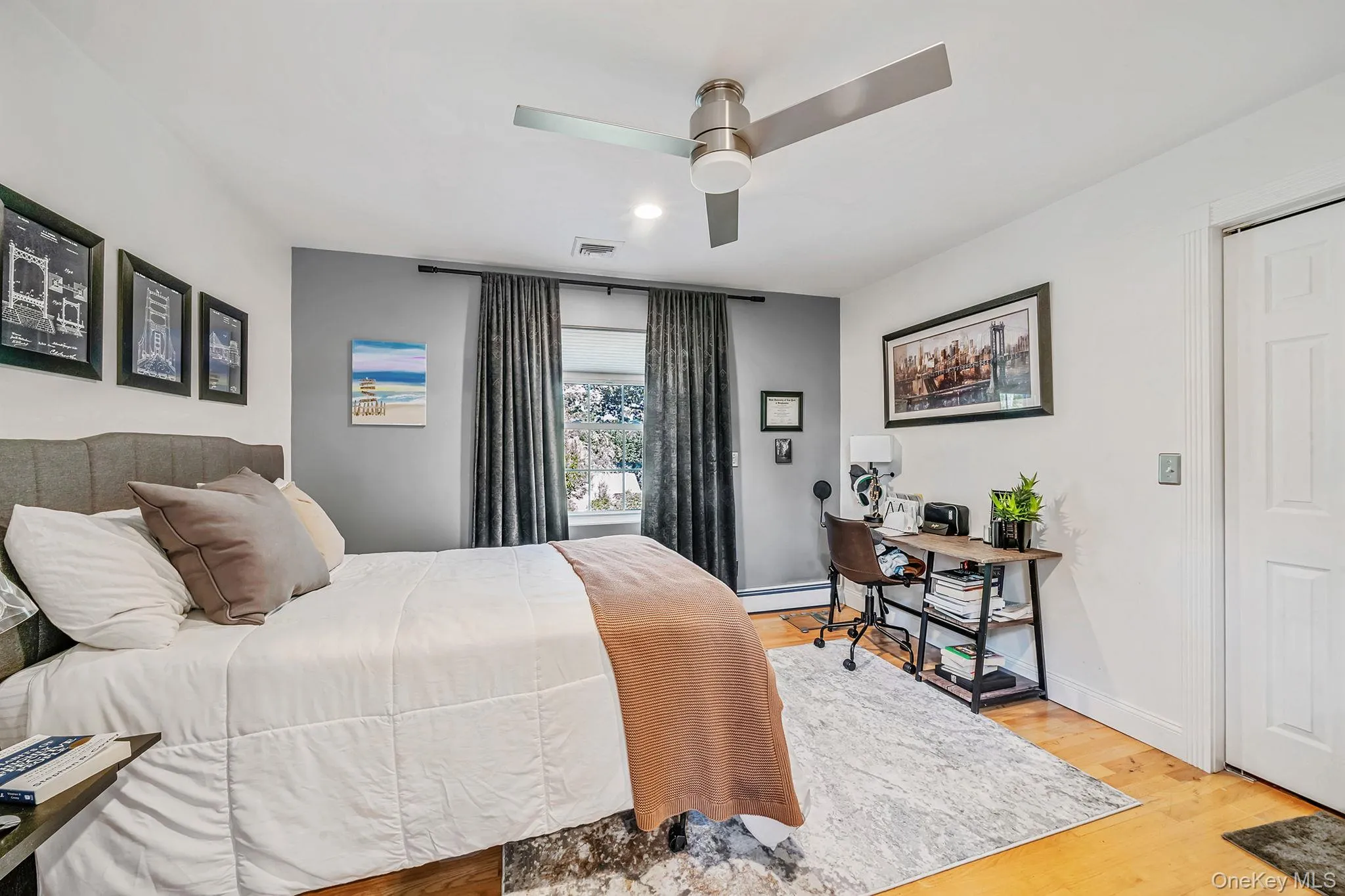 364 Twilight Lane, Smithtown, NY, 3 Bedrooms Bedrooms, 8 Rooms Rooms,2 BathroomsBathrooms,Residential,For Rent,Twilight,0,1004270 364 Twilight Lane, Smithtown, NY, 3 Bedrooms Bedrooms, 8 Rooms Rooms,2 BathroomsBathrooms,Residential,For Rent,Twilight,0,1004270