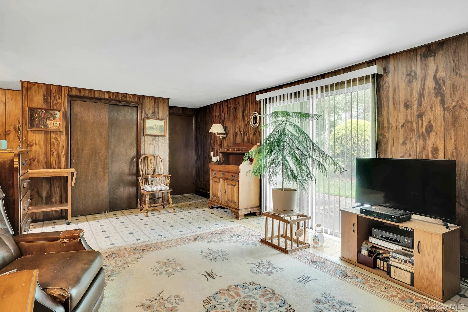 111 Daly Road, Huntington, NY, 4 Bedrooms Bedrooms, 8 Rooms Rooms,2 BathroomsBathrooms,Residential,For Rent,Daly,0,1004271 111 Daly Road, Huntington, NY, 4 Bedrooms Bedrooms, 8 Rooms Rooms,2 BathroomsBathrooms,Residential,For Rent,Daly,0,1004271