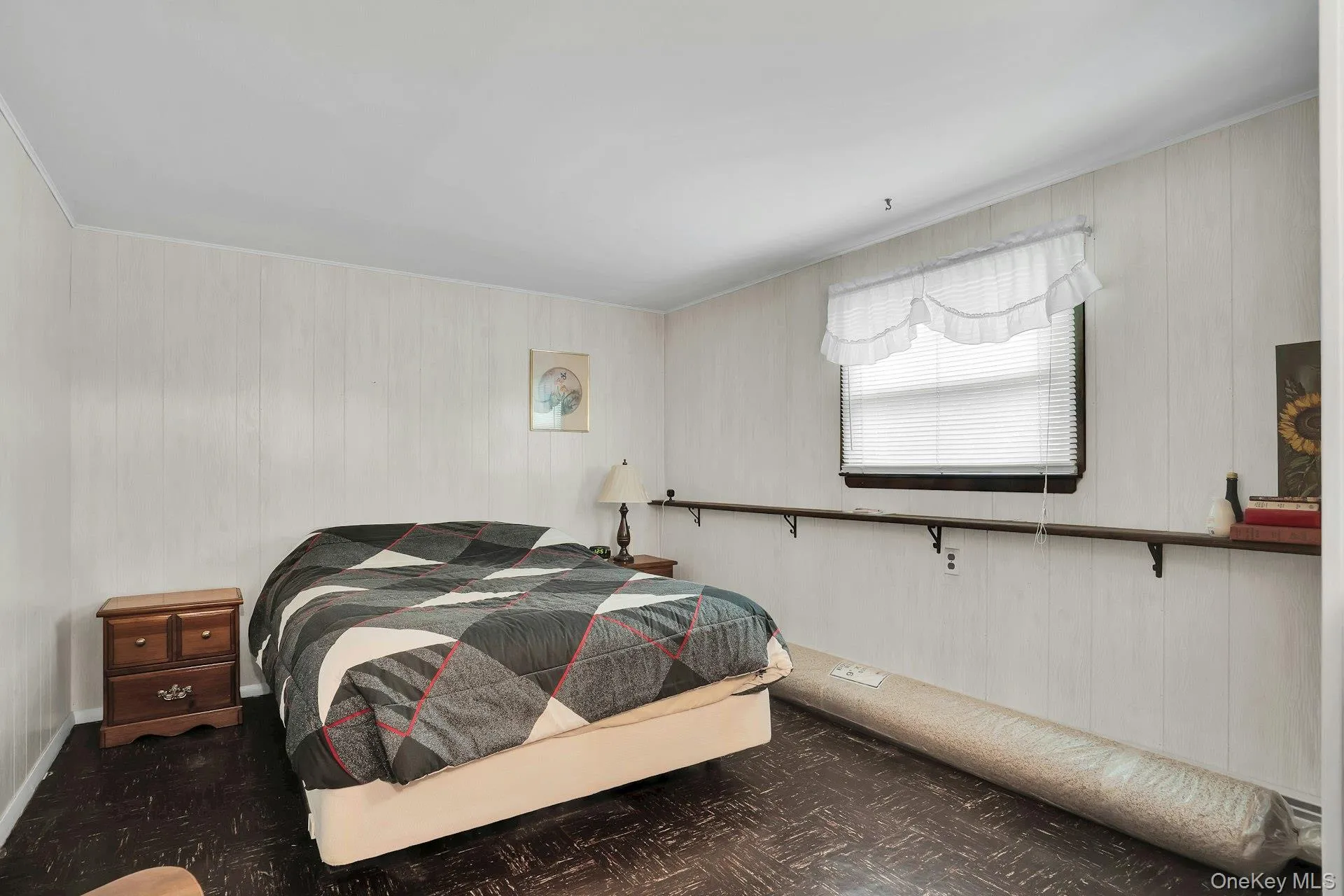 4th bedroom on lower level. 4th bedroom on lower level.