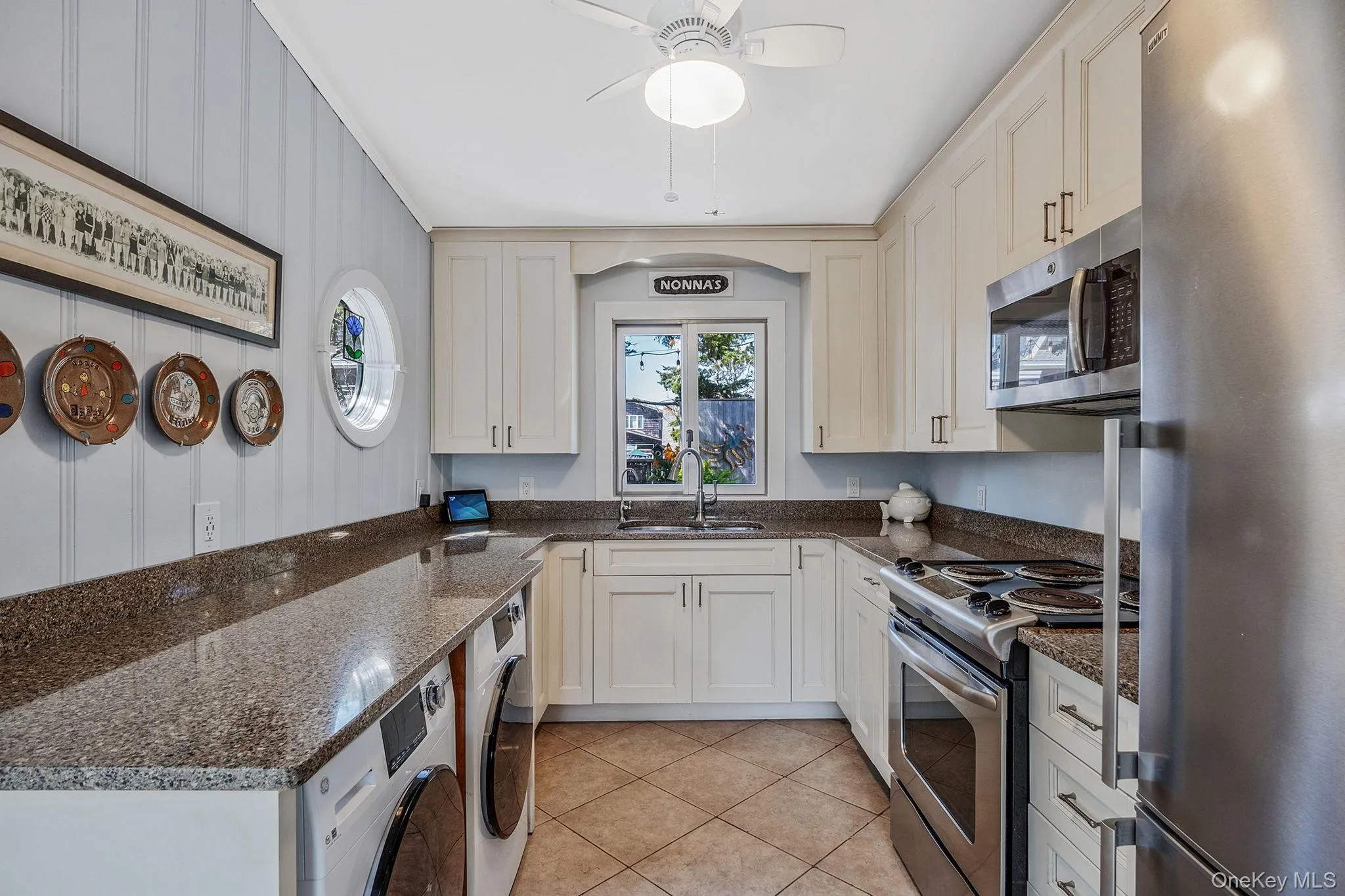 70 Bungalow Walk, Islip, NY, 3 Bedrooms Bedrooms, 6 Rooms Rooms,1 BathroomBathrooms,Residential,For Rent,Bungalow,0,1004272 70 Bungalow Walk, Islip, NY, 3 Bedrooms Bedrooms, 6 Rooms Rooms,1 BathroomBathrooms,Residential,For Rent,Bungalow,0,1004272