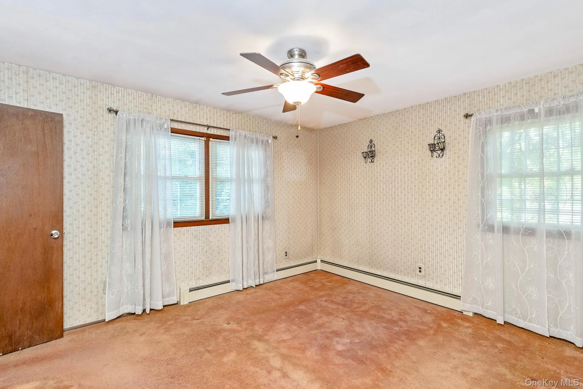 3 Boston Avenue, Brookhaven, NY, 3 Bedrooms Bedrooms, 7 Rooms Rooms,3 BathroomsBathrooms,Residential,For Rent,Boston,0,1004275 3 Boston Avenue, Brookhaven, NY, 3 Bedrooms Bedrooms, 7 Rooms Rooms,3 BathroomsBathrooms,Residential,For Rent,Boston,0,1004275