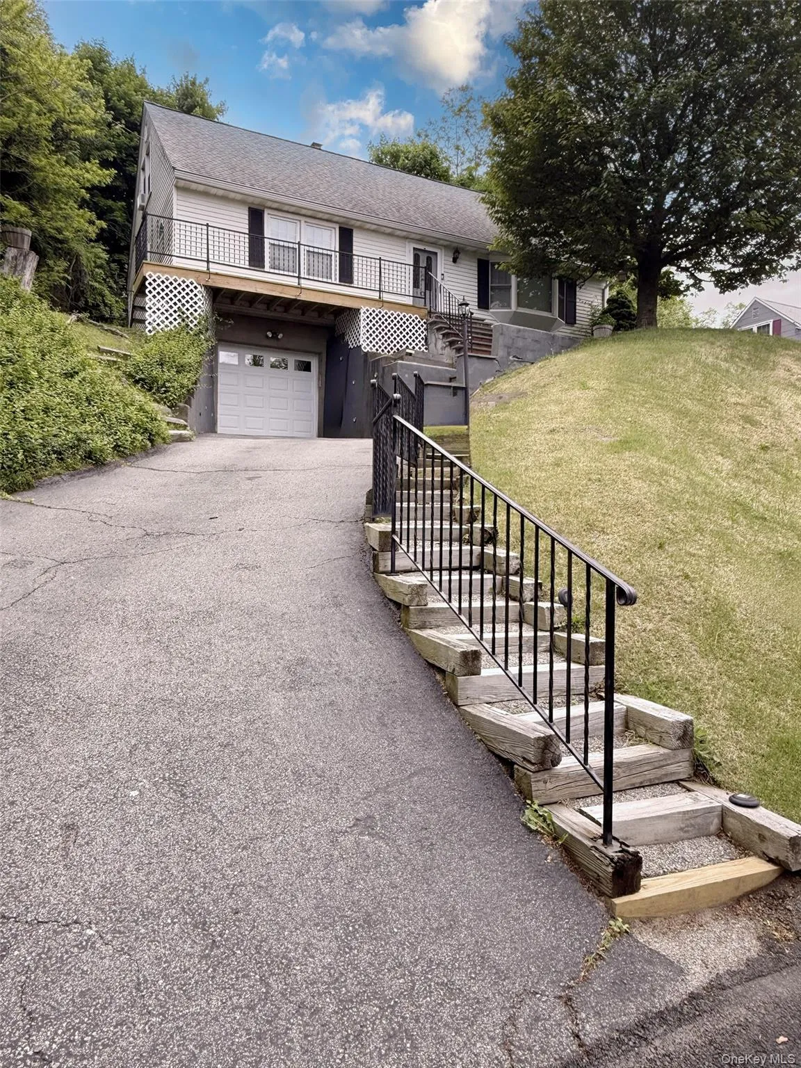 5 Meadowbrook Drive, Ossining, NY, 3 Bedrooms Bedrooms, 6 Rooms Rooms,1 BathroomBathrooms,Residential,For Rent,Meadowbrook,0,1004276 5 Meadowbrook Drive, Ossining, NY, 3 Bedrooms Bedrooms, 6 Rooms Rooms,1 BathroomBathrooms,Residential,For Rent,Meadowbrook,0,1004276