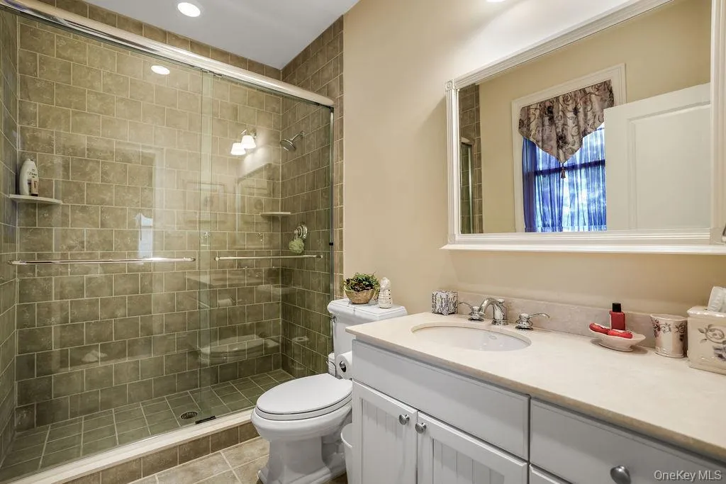 899 Harbor View Road, Oyster Bay, NY, 5 Bedrooms Bedrooms, 10 Rooms Rooms,4 BathroomsBathrooms,Residential,For Rent,Harbor View,0,1004278 899 Harbor View Road, Oyster Bay, NY, 5 Bedrooms Bedrooms, 10 Rooms Rooms,4 BathroomsBathrooms,Residential,For Rent,Harbor View,0,1004278