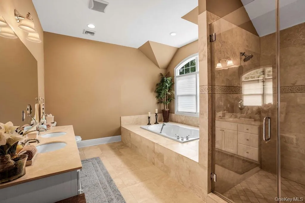 899 Harbor View Road, Oyster Bay, NY, 5 Bedrooms Bedrooms, 10 Rooms Rooms,4 BathroomsBathrooms,Residential,For Rent,Harbor View,0,1004278 899 Harbor View Road, Oyster Bay, NY, 5 Bedrooms Bedrooms, 10 Rooms Rooms,4 BathroomsBathrooms,Residential,For Rent,Harbor View,0,1004278