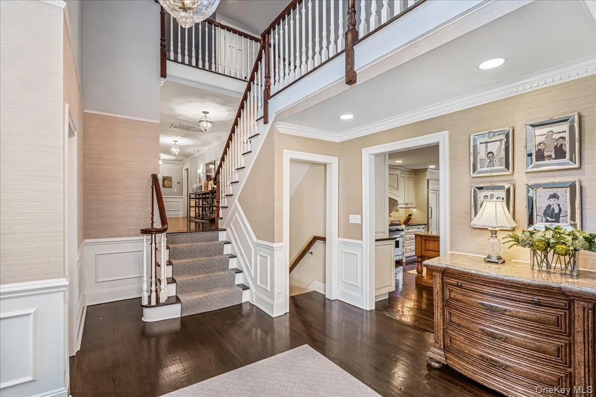 100 Elderfields Road, North Hempstead, NY, 5 Bedrooms Bedrooms, 12 Rooms Rooms,5 BathroomsBathrooms,Residential,For Rent,Elderfields,0,1004280 100 Elderfields Road, North Hempstead, NY, 5 Bedrooms Bedrooms, 12 Rooms Rooms,5 BathroomsBathrooms,Residential,For Rent,Elderfields,0,1004280