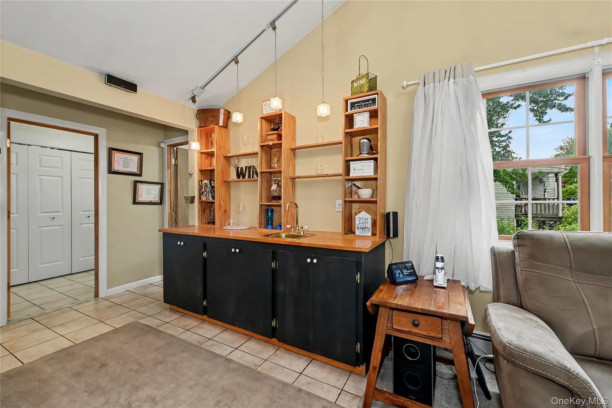 52 Everett Road, Carmel, NY, 3 Bedrooms Bedrooms, 8 Rooms Rooms,2 BathroomsBathrooms,Residential,For Rent,Everett,0,KEY1004281 52 Everett Road, Carmel, NY, 3 Bedrooms Bedrooms, 8 Rooms Rooms,2 BathroomsBathrooms,Residential,For Rent,Everett,0,KEY1004281