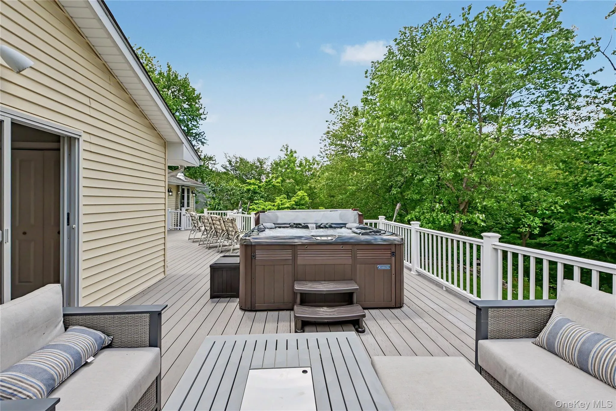 52 Everett Road, Carmel, NY, 3 Bedrooms Bedrooms, 8 Rooms Rooms,2 BathroomsBathrooms,Residential,For Rent,Everett,0,1004281 52 Everett Road, Carmel, NY, 3 Bedrooms Bedrooms, 8 Rooms Rooms,2 BathroomsBathrooms,Residential,For Rent,Everett,0,1004281