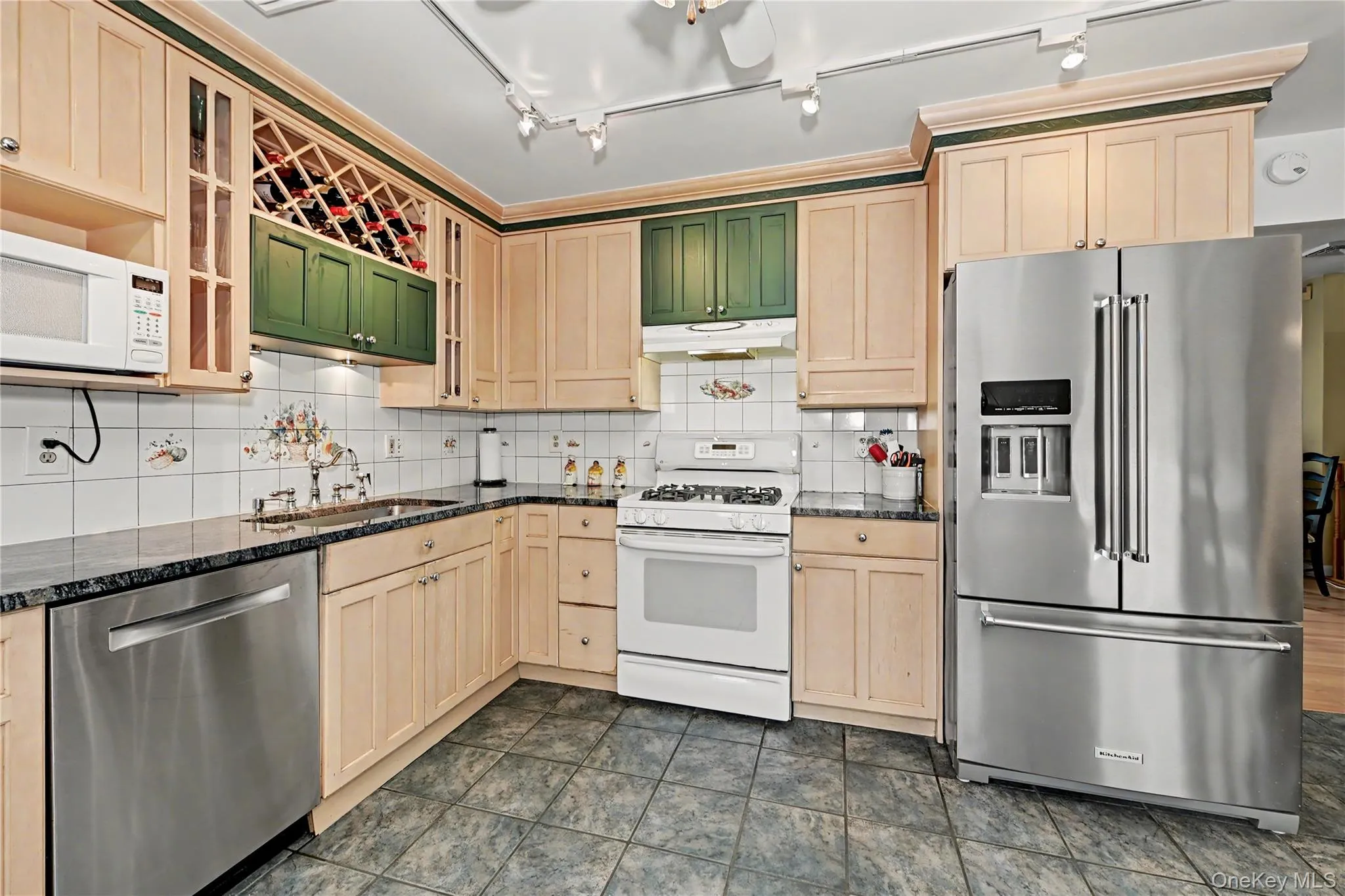 52 Everett Road, Carmel, NY, 3 Bedrooms Bedrooms, 8 Rooms Rooms,2 BathroomsBathrooms,Residential,For Rent,Everett,0,KEY1004281 52 Everett Road, Carmel, NY, 3 Bedrooms Bedrooms, 8 Rooms Rooms,2 BathroomsBathrooms,Residential,For Rent,Everett,0,KEY1004281