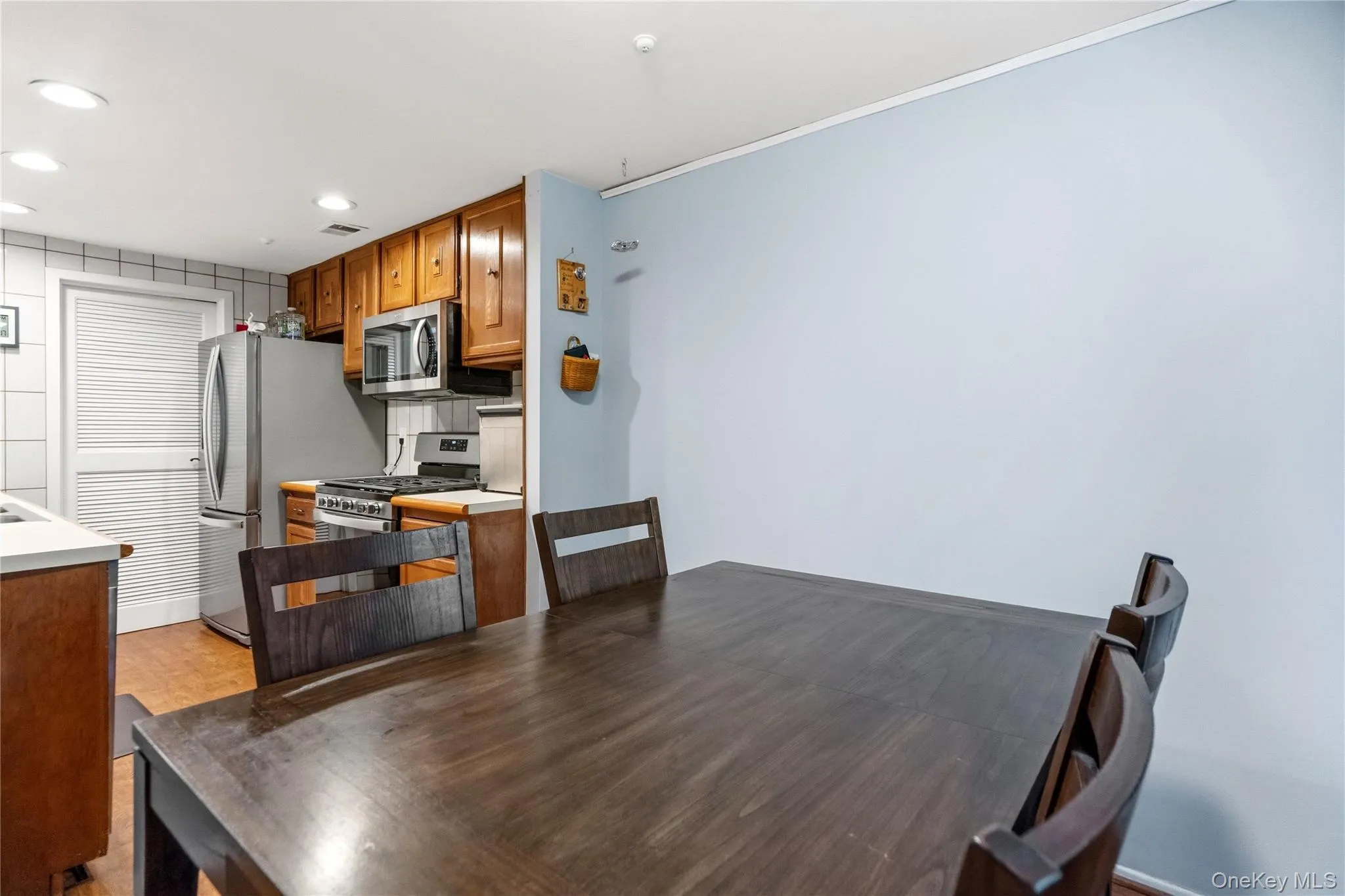 831 Blue Ridge Drive, Brookhaven, NY, 1 Bedroom Bedrooms, 4 Rooms Rooms,1 BathroomBathrooms,Residential,For Rent,Blue Ridge,0,1004283 831 Blue Ridge Drive, Brookhaven, NY, 1 Bedroom Bedrooms, 4 Rooms Rooms,1 BathroomBathrooms,Residential,For Rent,Blue Ridge,0,1004283