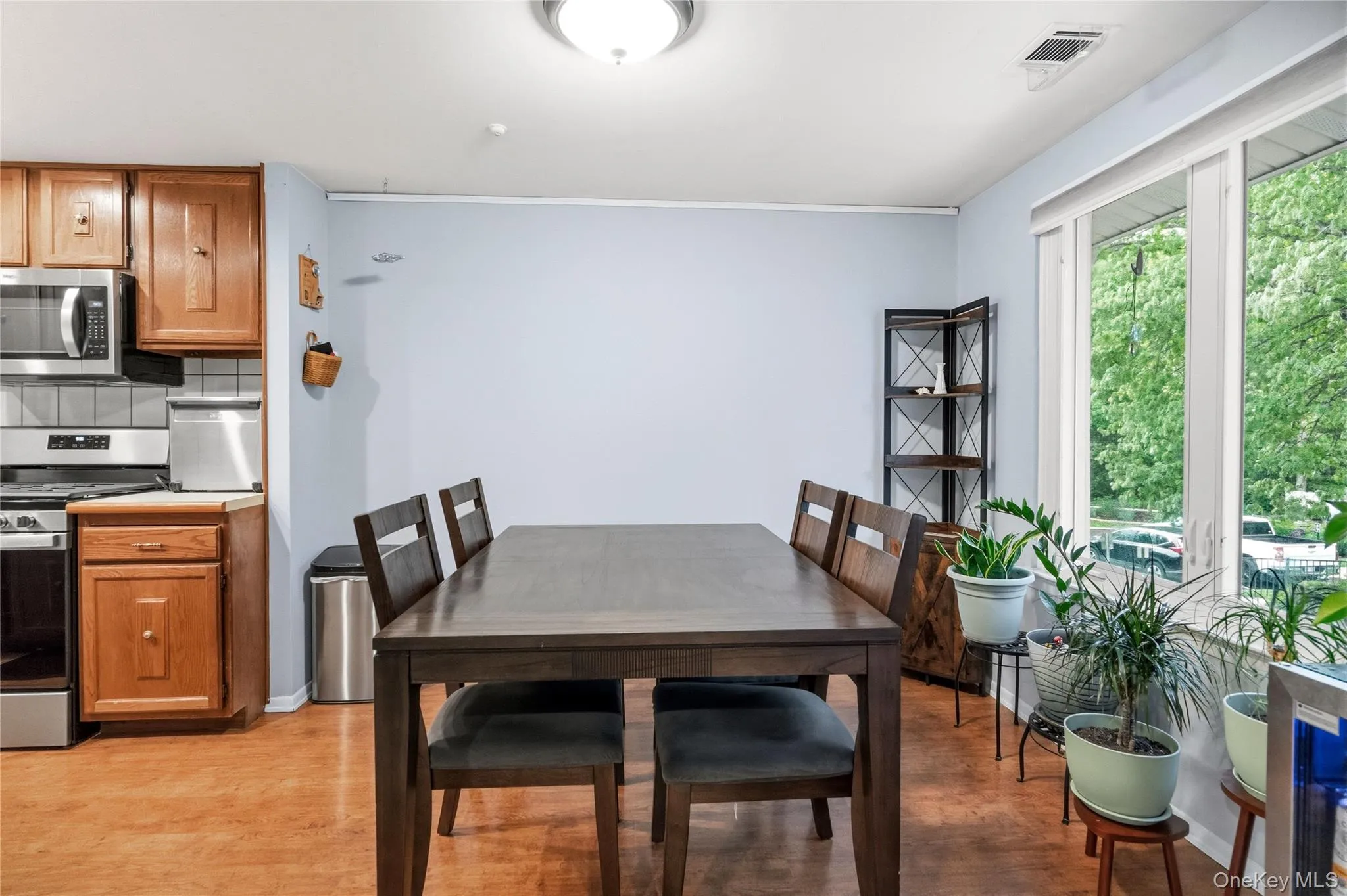 831 Blue Ridge Drive, Brookhaven, NY, 1 Bedroom Bedrooms, 4 Rooms Rooms,1 BathroomBathrooms,Residential,For Rent,Blue Ridge,0,1004283 831 Blue Ridge Drive, Brookhaven, NY, 1 Bedroom Bedrooms, 4 Rooms Rooms,1 BathroomBathrooms,Residential,For Rent,Blue Ridge,0,1004283