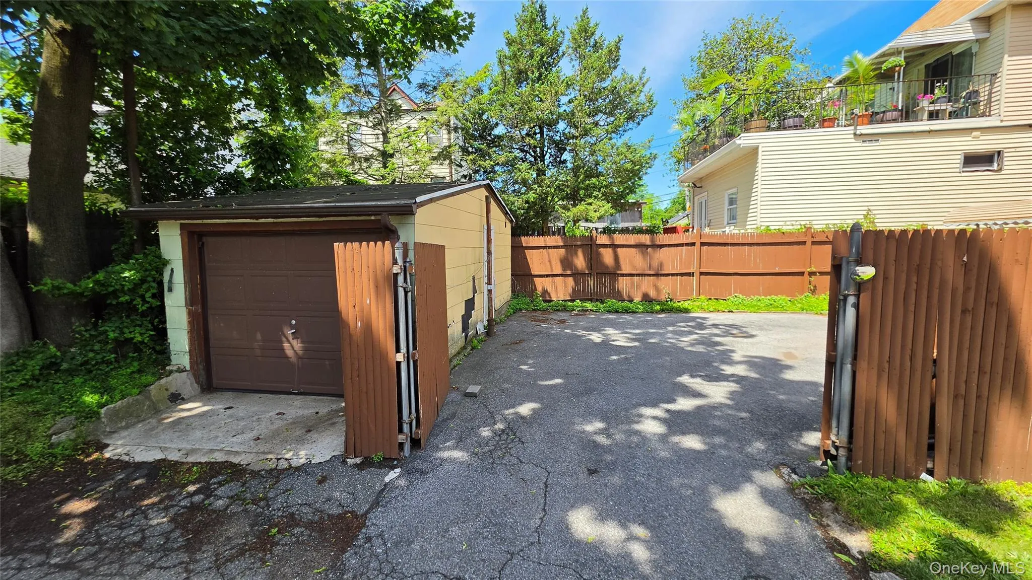 146 Beechwood Avenue, New Rochelle, NY, 3 Bedrooms Bedrooms, 7 Rooms Rooms,2 BathroomsBathrooms,Residential,For Rent,Beechwood,0,1004290 146 Beechwood Avenue, New Rochelle, NY, 3 Bedrooms Bedrooms, 7 Rooms Rooms,2 BathroomsBathrooms,Residential,For Rent,Beechwood,0,1004290