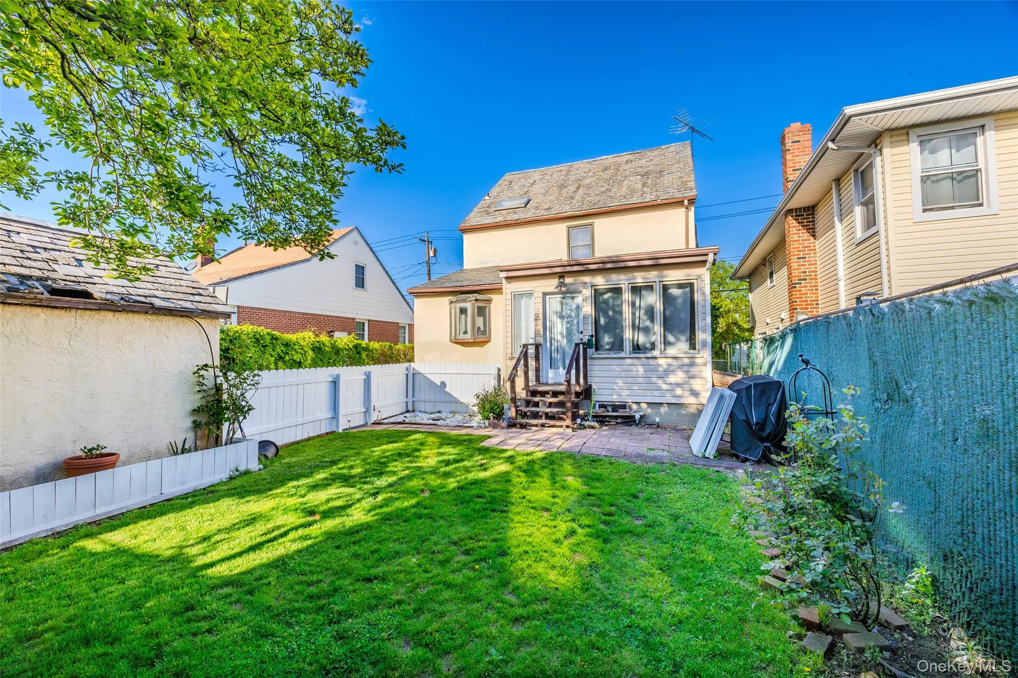 207 New Hyde Park Road, Hempstead, NY, 4 Bedrooms Bedrooms, 8 Rooms Rooms,2 BathroomsBathrooms,Residential,For Rent,New Hyde Park,0,1004294 207 New Hyde Park Road, Hempstead, NY, 4 Bedrooms Bedrooms, 8 Rooms Rooms,2 BathroomsBathrooms,Residential,For Rent,New Hyde Park,0,1004294