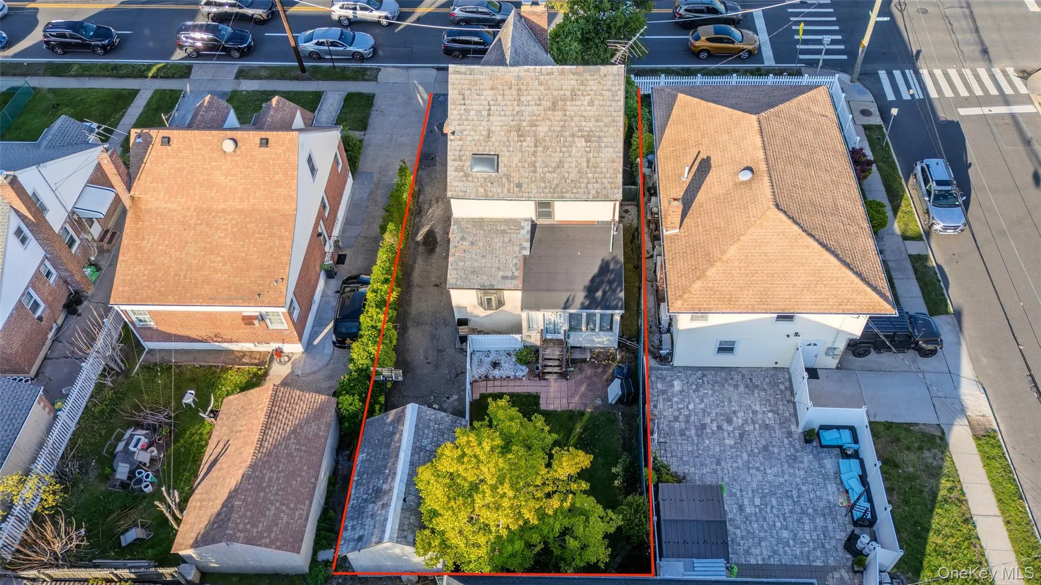 207 New Hyde Park Road, Hempstead, NY, 4 Bedrooms Bedrooms, 8 Rooms Rooms,2 BathroomsBathrooms,Residential,For Rent,New Hyde Park,0,1004294 207 New Hyde Park Road, Hempstead, NY, 4 Bedrooms Bedrooms, 8 Rooms Rooms,2 BathroomsBathrooms,Residential,For Rent,New Hyde Park,0,1004294