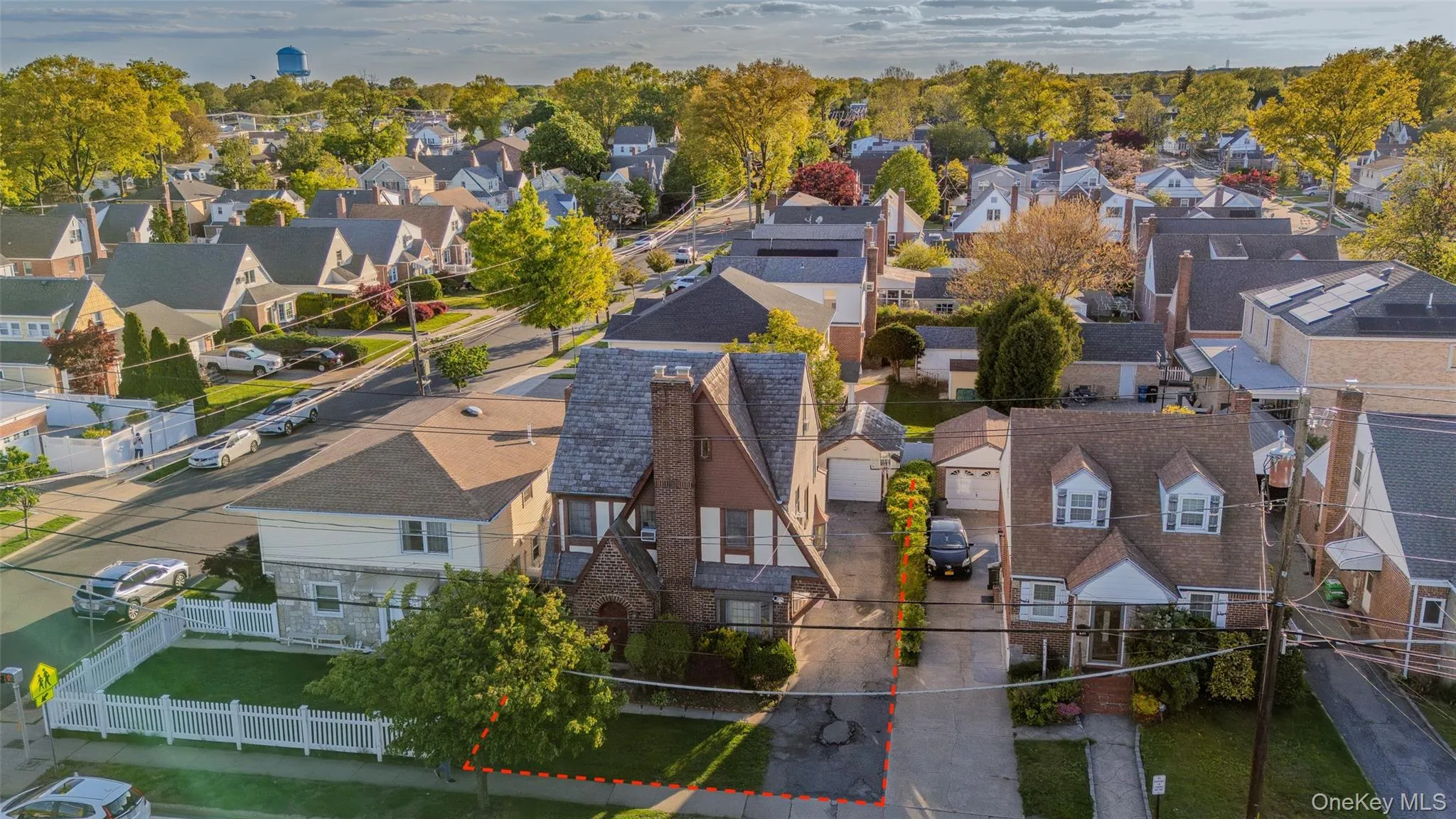 207 New Hyde Park Road, Hempstead, NY, 4 Bedrooms Bedrooms, 8 Rooms Rooms,2 BathroomsBathrooms,Residential,For Rent,New Hyde Park,0,1004294 207 New Hyde Park Road, Hempstead, NY, 4 Bedrooms Bedrooms, 8 Rooms Rooms,2 BathroomsBathrooms,Residential,For Rent,New Hyde Park,0,1004294