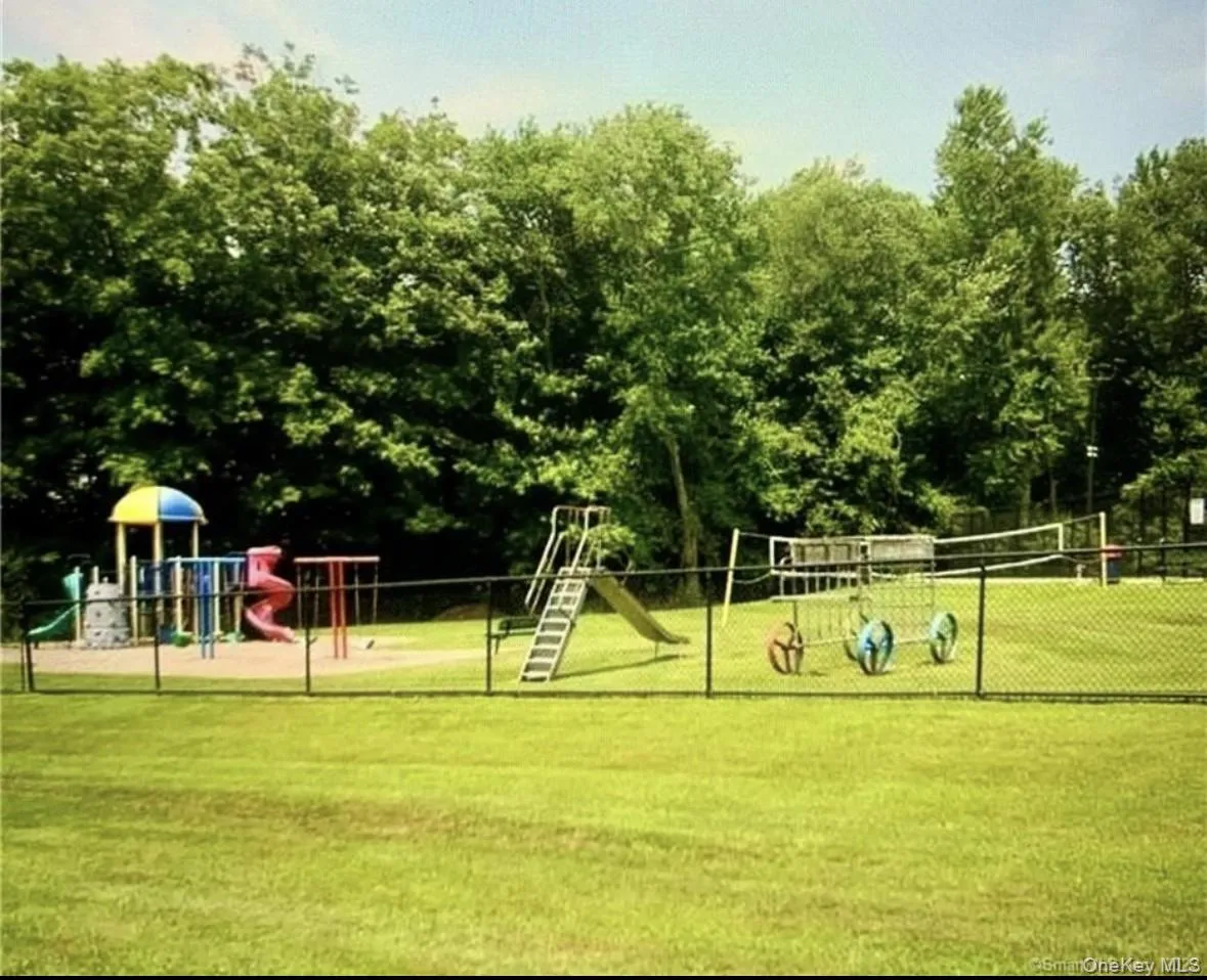 205 Village Drive, Southeast, NY, 3 Bedrooms Bedrooms, 6 Rooms Rooms,2 BathroomsBathrooms,Residential,For Rent,Village,0,1004295 205 Village Drive, Southeast, NY, 3 Bedrooms Bedrooms, 6 Rooms Rooms,2 BathroomsBathrooms,Residential,For Rent,Village,0,1004295