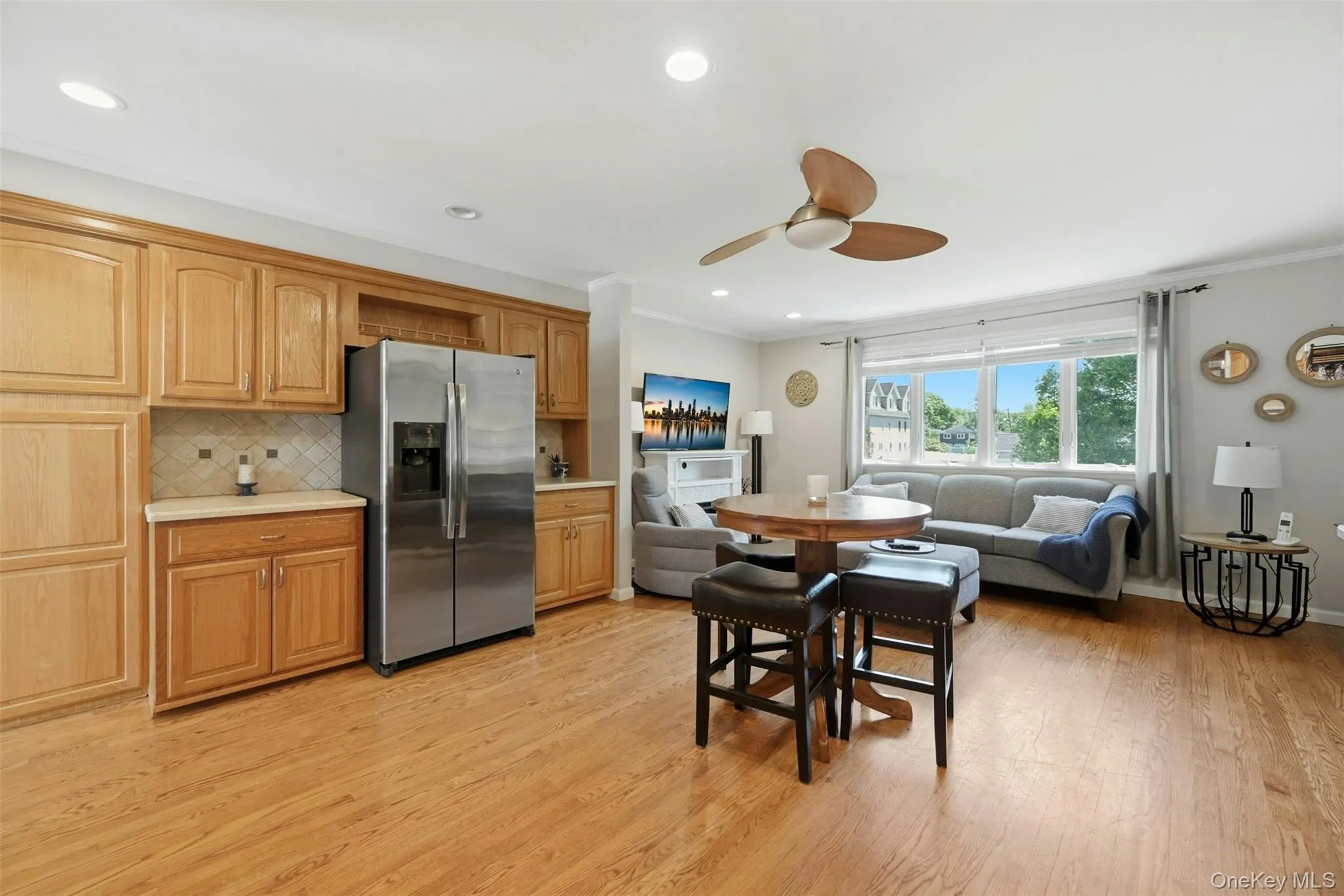 661 Shore Drive, Islip, NY, 4 Bedrooms Bedrooms, 10 Rooms Rooms,2 BathroomsBathrooms,Residential,For Rent,Shore,0,1004296 661 Shore Drive, Islip, NY, 4 Bedrooms Bedrooms, 10 Rooms Rooms,2 BathroomsBathrooms,Residential,For Rent,Shore,0,1004296