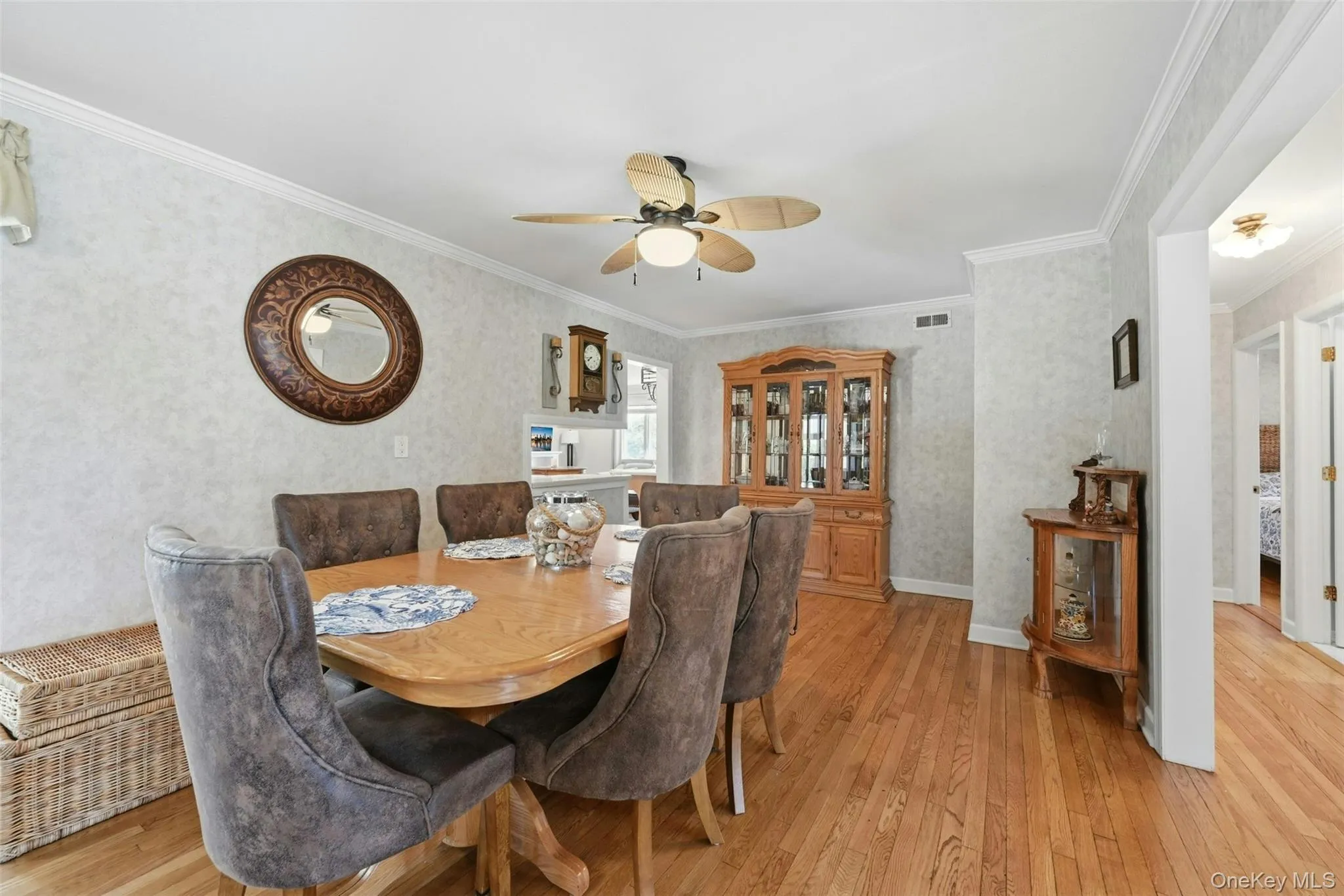 661 Shore Drive, Islip, NY, 4 Bedrooms Bedrooms, 10 Rooms Rooms,2 BathroomsBathrooms,Residential,For Rent,Shore,0,1004296 661 Shore Drive, Islip, NY, 4 Bedrooms Bedrooms, 10 Rooms Rooms,2 BathroomsBathrooms,Residential,For Rent,Shore,0,1004296