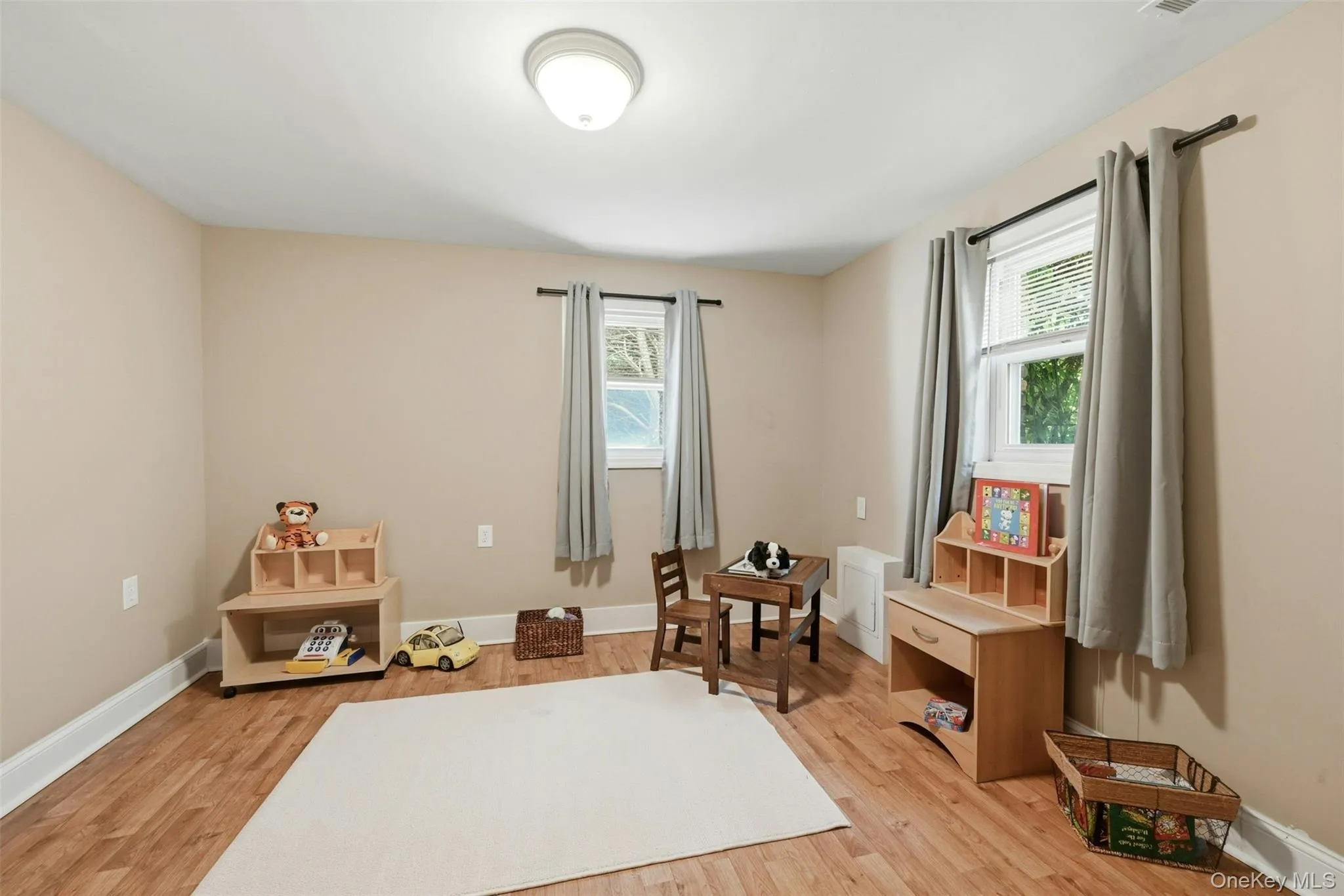 661 Shore Drive, Islip, NY, 4 Bedrooms Bedrooms, 10 Rooms Rooms,2 BathroomsBathrooms,Residential,For Rent,Shore,0,1004296 661 Shore Drive, Islip, NY, 4 Bedrooms Bedrooms, 10 Rooms Rooms,2 BathroomsBathrooms,Residential,For Rent,Shore,0,1004296