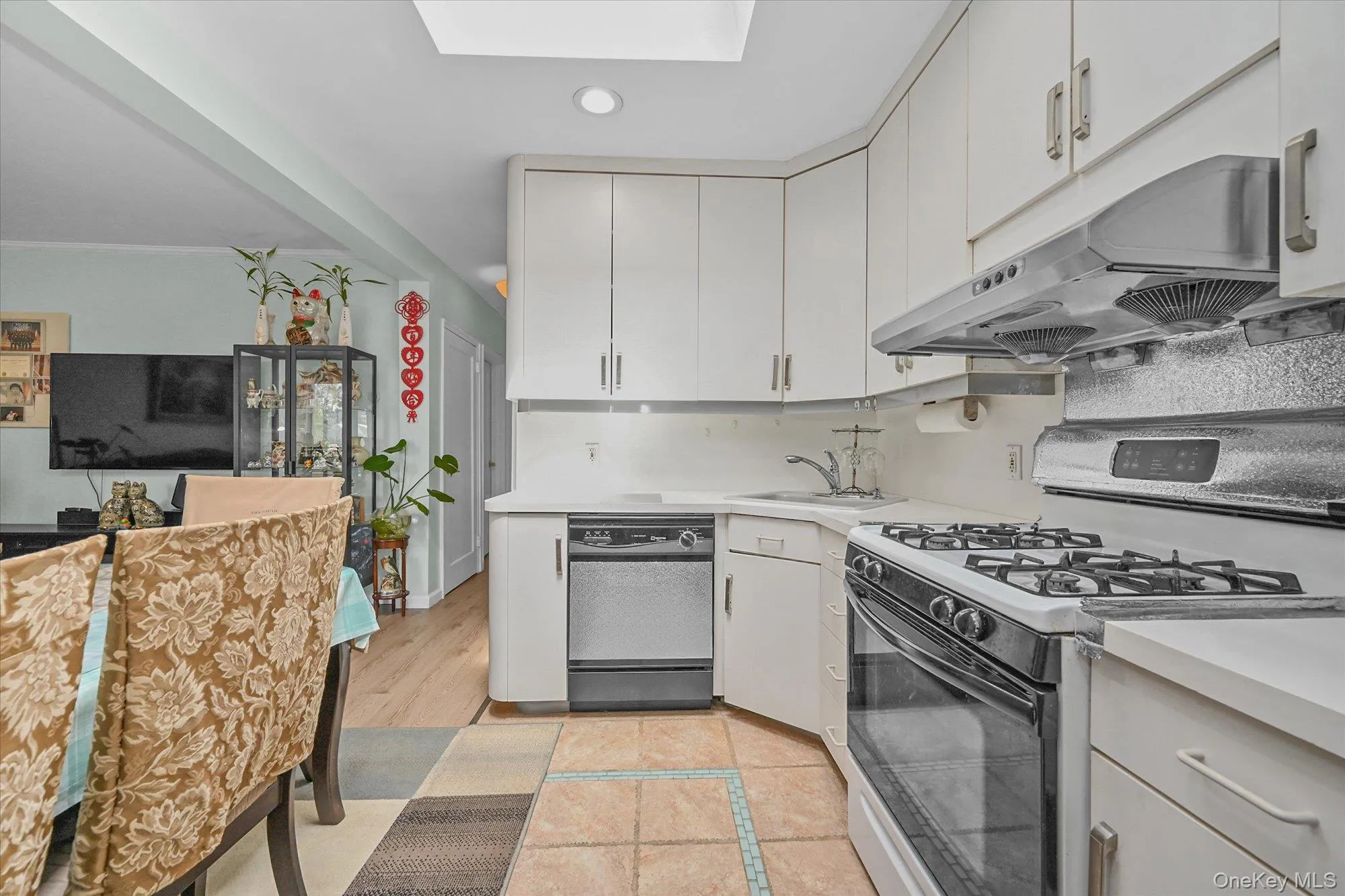 67-03 180th Street, New York, NY, 2 Bedrooms Bedrooms, 7 Rooms Rooms,2 BathroomsBathrooms,Residential,For Rent,180th,0,1004298 67-03 180th Street, New York, NY, 2 Bedrooms Bedrooms, 7 Rooms Rooms,2 BathroomsBathrooms,Residential,For Rent,180th,0,1004298