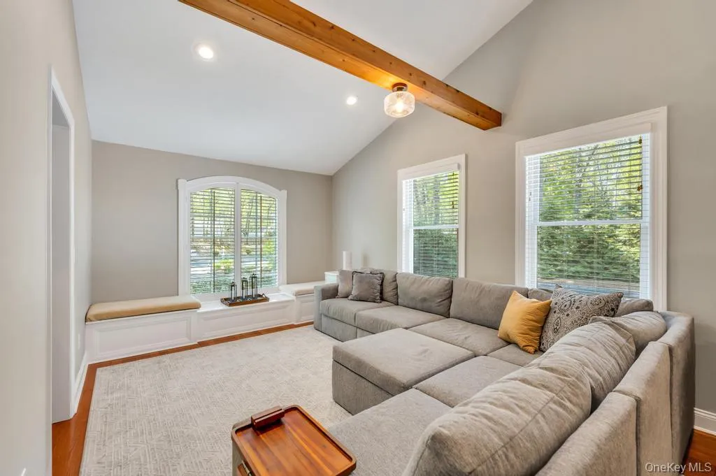 5 Barbara Anne Street, Brookhaven, NY, 3 Bedrooms Bedrooms, 10 Rooms Rooms,2 BathroomsBathrooms,Residential,For Rent,Barbara Anne,0,1004302 5 Barbara Anne Street, Brookhaven, NY, 3 Bedrooms Bedrooms, 10 Rooms Rooms,2 BathroomsBathrooms,Residential,For Rent,Barbara Anne,0,1004302