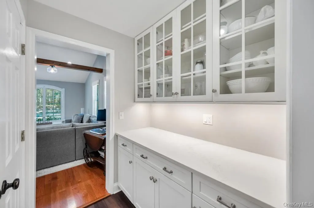 5 Barbara Anne Street, Brookhaven, NY, 3 Bedrooms Bedrooms, 10 Rooms Rooms,2 BathroomsBathrooms,Residential,For Rent,Barbara Anne,0,1004302 5 Barbara Anne Street, Brookhaven, NY, 3 Bedrooms Bedrooms, 10 Rooms Rooms,2 BathroomsBathrooms,Residential,For Rent,Barbara Anne,0,1004302