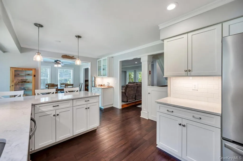 5 Barbara Anne Street, Brookhaven, NY, 3 Bedrooms Bedrooms, 10 Rooms Rooms,2 BathroomsBathrooms,Residential,For Rent,Barbara Anne,0,1004302 5 Barbara Anne Street, Brookhaven, NY, 3 Bedrooms Bedrooms, 10 Rooms Rooms,2 BathroomsBathrooms,Residential,For Rent,Barbara Anne,0,1004302