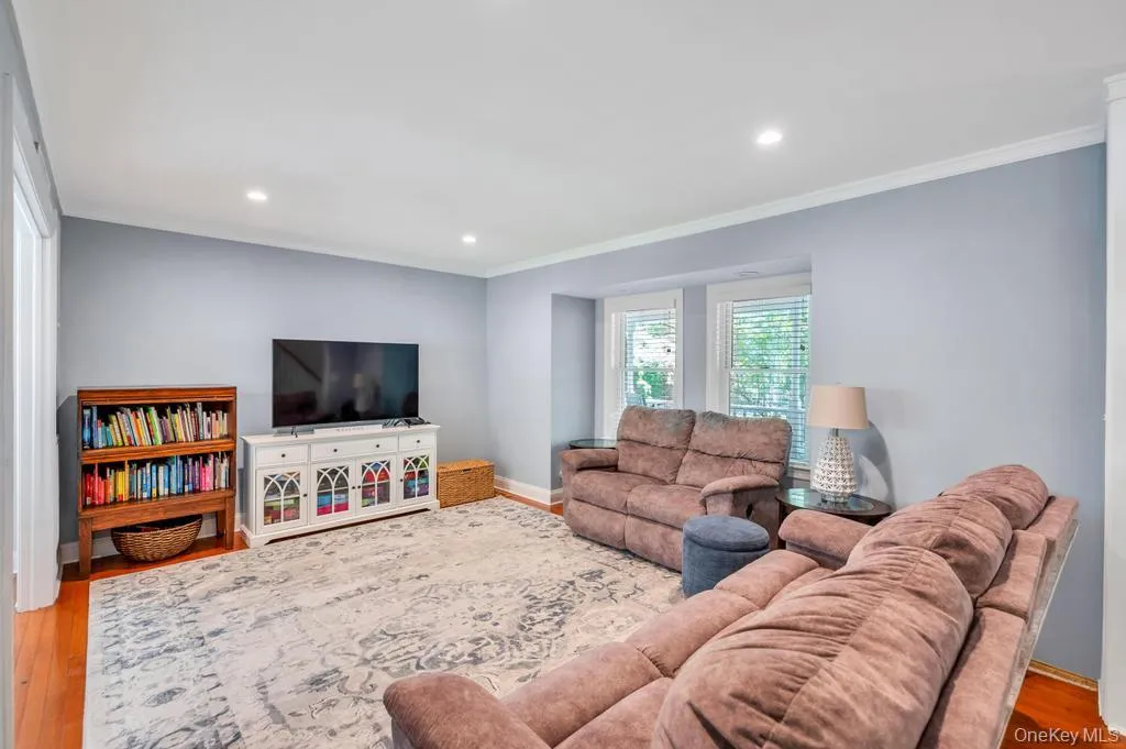 5 Barbara Anne Street, Brookhaven, NY, 3 Bedrooms Bedrooms, 10 Rooms Rooms,2 BathroomsBathrooms,Residential,For Rent,Barbara Anne,0,1004302 5 Barbara Anne Street, Brookhaven, NY, 3 Bedrooms Bedrooms, 10 Rooms Rooms,2 BathroomsBathrooms,Residential,For Rent,Barbara Anne,0,1004302