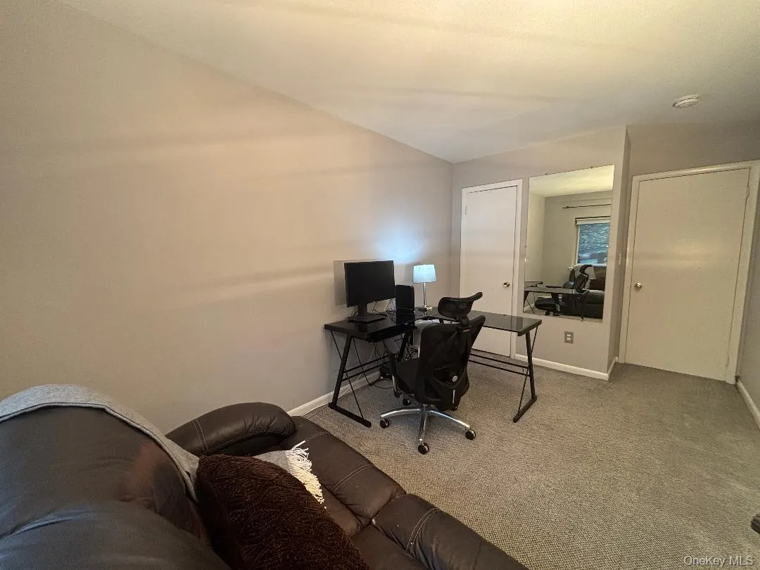 2333 Palmer Avenue, New Rochelle, NY, 2 Bedrooms Bedrooms, 6 Rooms Rooms,1 BathroomBathrooms,Residential,For Rent,Palmer,0,1004309 2333 Palmer Avenue, New Rochelle, NY, 2 Bedrooms Bedrooms, 6 Rooms Rooms,1 BathroomBathrooms,Residential,For Rent,Palmer,0,1004309