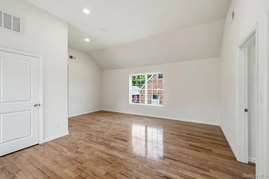 27 Wayne Avenue, Haverstraw, NY, 4 Bedrooms Bedrooms, 7 Rooms Rooms,3 BathroomsBathrooms,Residential,For Rent,Wayne,0,1004314 27 Wayne Avenue, Haverstraw, NY, 4 Bedrooms Bedrooms, 7 Rooms Rooms,3 BathroomsBathrooms,Residential,For Rent,Wayne,0,1004314