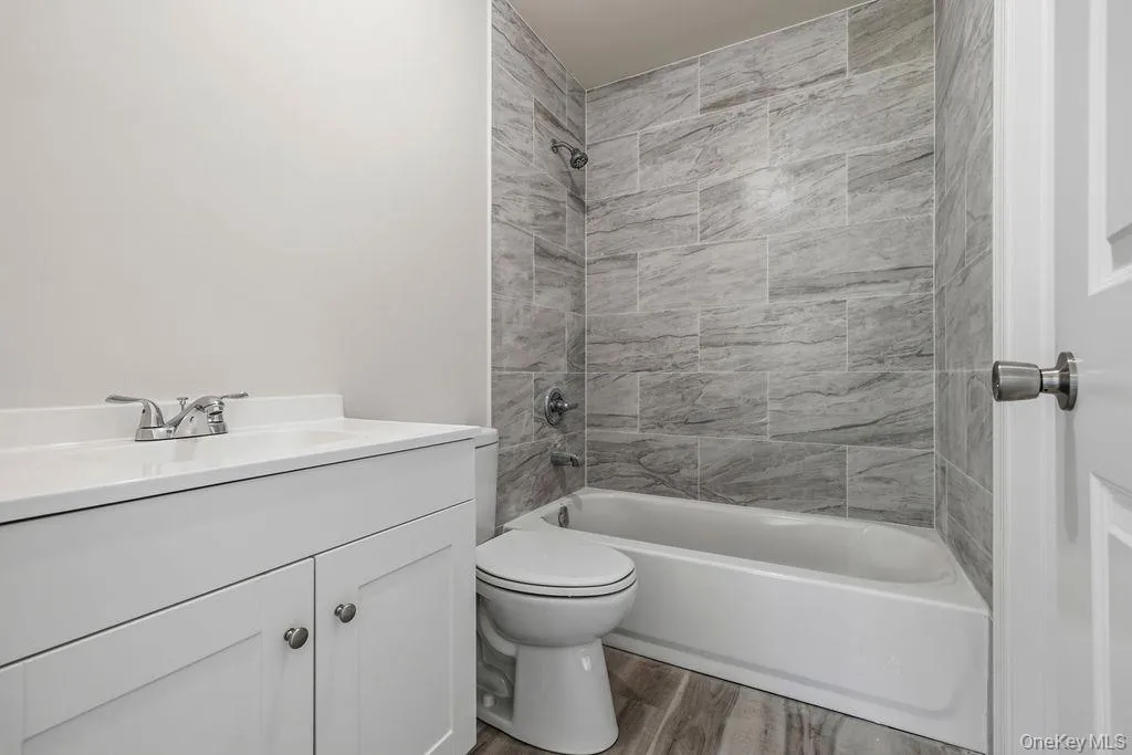 27 Wayne Avenue, Haverstraw, NY, 4 Bedrooms Bedrooms, 7 Rooms Rooms,3 BathroomsBathrooms,Residential,For Rent,Wayne,0,1004314 27 Wayne Avenue, Haverstraw, NY, 4 Bedrooms Bedrooms, 7 Rooms Rooms,3 BathroomsBathrooms,Residential,For Rent,Wayne,0,1004314