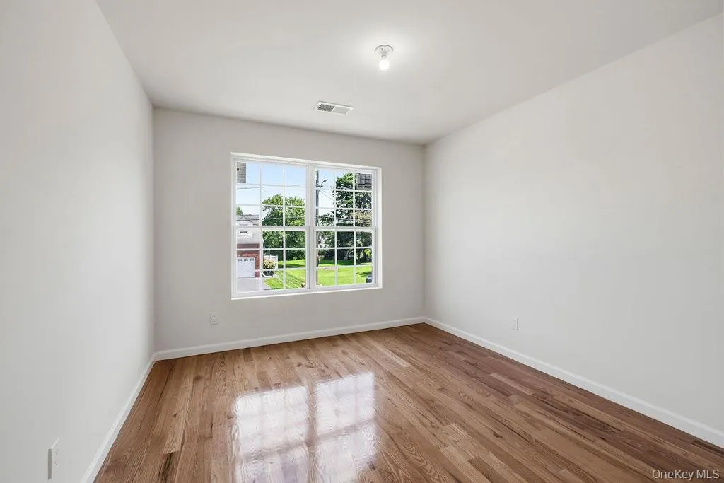 27 Wayne Avenue, Haverstraw, NY, 4 Bedrooms Bedrooms, 7 Rooms Rooms,3 BathroomsBathrooms,Residential,For Rent,Wayne,0,1004314 27 Wayne Avenue, Haverstraw, NY, 4 Bedrooms Bedrooms, 7 Rooms Rooms,3 BathroomsBathrooms,Residential,For Rent,Wayne,0,1004314
