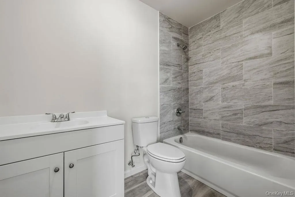 27 Wayne Avenue, Haverstraw, NY, 4 Bedrooms Bedrooms, 7 Rooms Rooms,3 BathroomsBathrooms,Residential,For Rent,Wayne,0,1004314 27 Wayne Avenue, Haverstraw, NY, 4 Bedrooms Bedrooms, 7 Rooms Rooms,3 BathroomsBathrooms,Residential,For Rent,Wayne,0,1004314