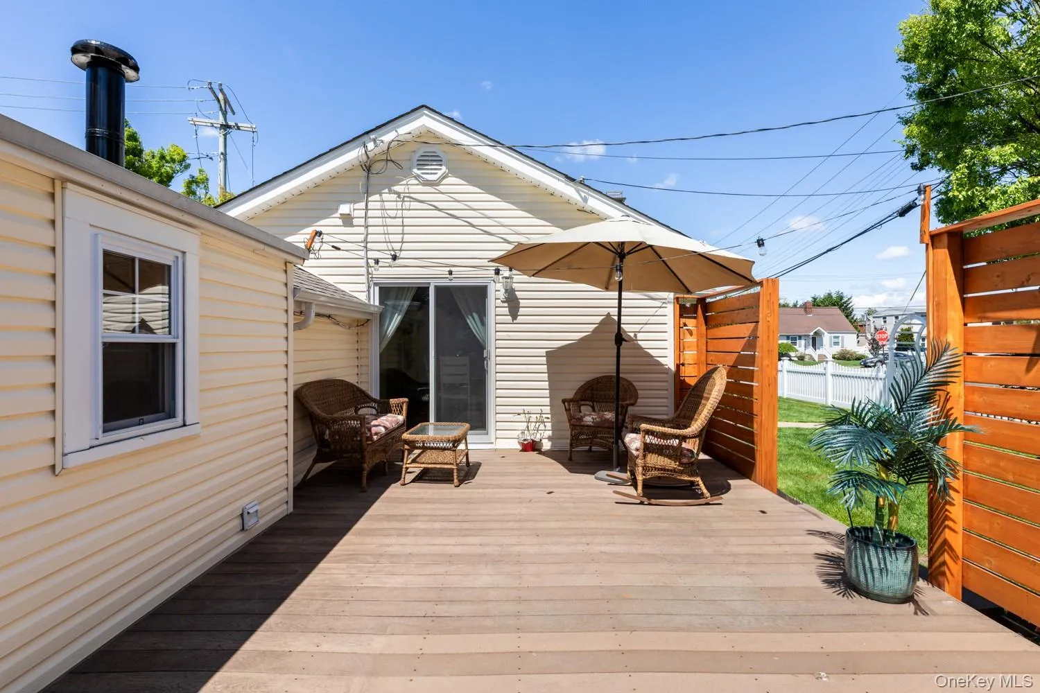 102 Garfield Place, Oyster Bay, NY, 2 Bedrooms Bedrooms, 7 Rooms Rooms,1 BathroomBathrooms,Residential,For Rent,Garfield,0,1004316 102 Garfield Place, Oyster Bay, NY, 2 Bedrooms Bedrooms, 7 Rooms Rooms,1 BathroomBathrooms,Residential,For Rent,Garfield,0,1004316
