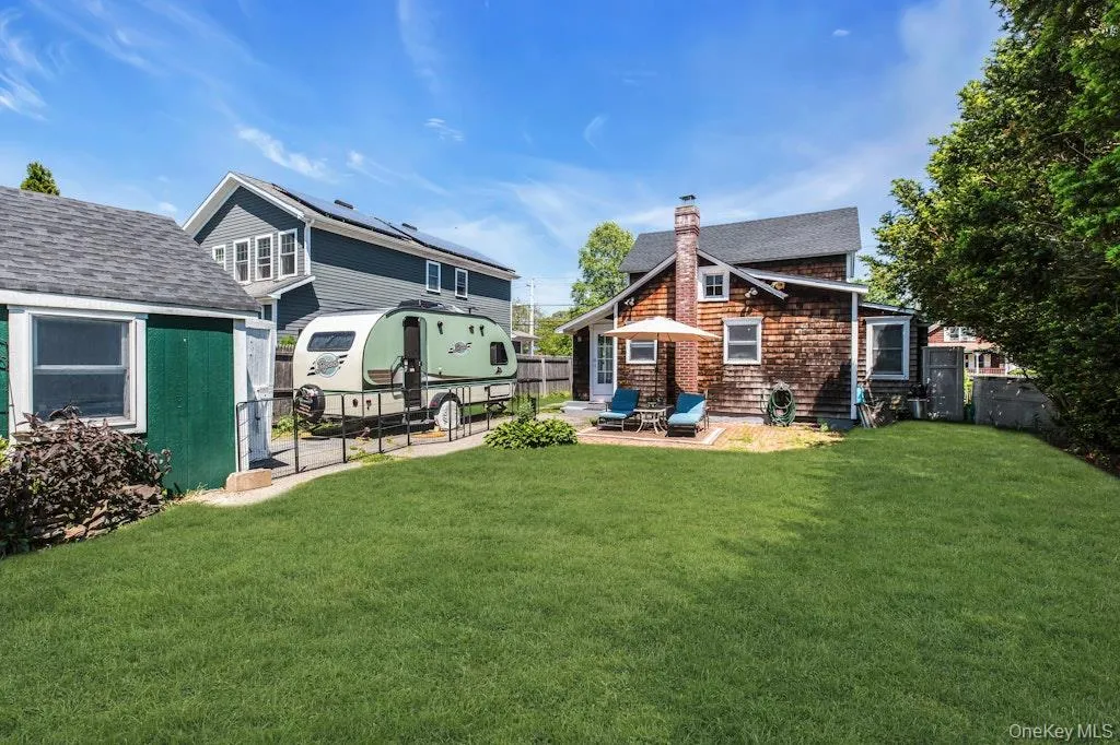 50 Rollstone Avenue, Islip, NY, 3 Bedrooms Bedrooms, 6 Rooms Rooms,1 BathroomBathrooms,Residential,For Rent,Rollstone,0,1004317 50 Rollstone Avenue, Islip, NY, 3 Bedrooms Bedrooms, 6 Rooms Rooms,1 BathroomBathrooms,Residential,For Rent,Rollstone,0,1004317