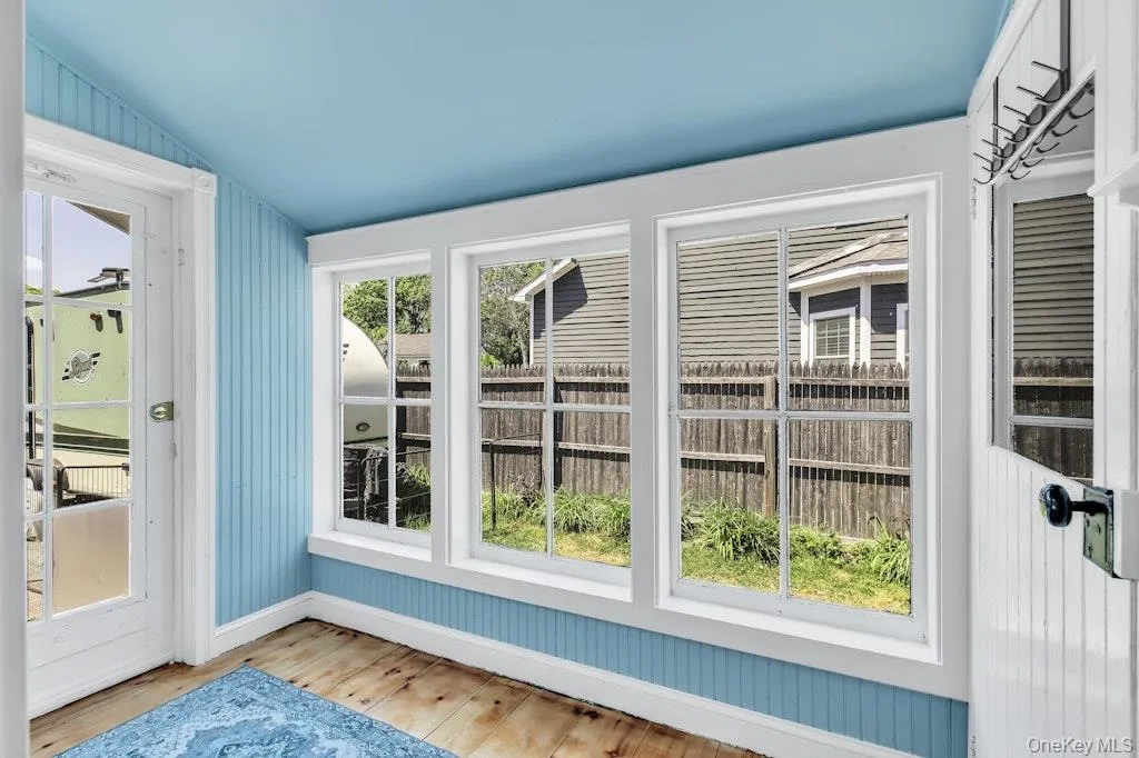 50 Rollstone Avenue, Islip, NY, 3 Bedrooms Bedrooms, 6 Rooms Rooms,1 BathroomBathrooms,Residential,For Rent,Rollstone,0,1004317 50 Rollstone Avenue, Islip, NY, 3 Bedrooms Bedrooms, 6 Rooms Rooms,1 BathroomBathrooms,Residential,For Rent,Rollstone,0,1004317