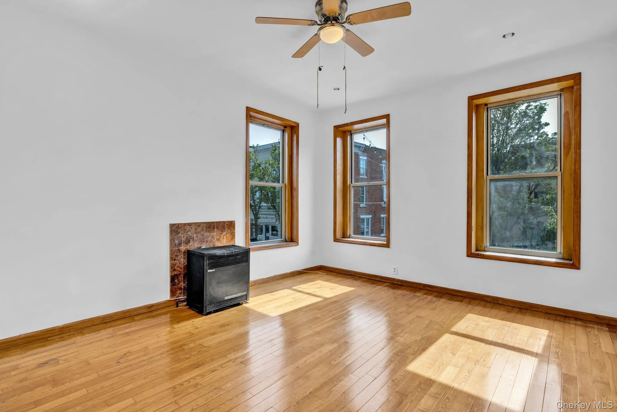 12 Broadway, Orangetown, NY, 2 Bedrooms Bedrooms, 5 Rooms Rooms,1 BathroomBathrooms,Residential Lease,For Rent,Broadway,0,1004318 12 Broadway, Orangetown, NY, 2 Bedrooms Bedrooms, 5 Rooms Rooms,1 BathroomBathrooms,Residential Lease,For Rent,Broadway,0,1004318