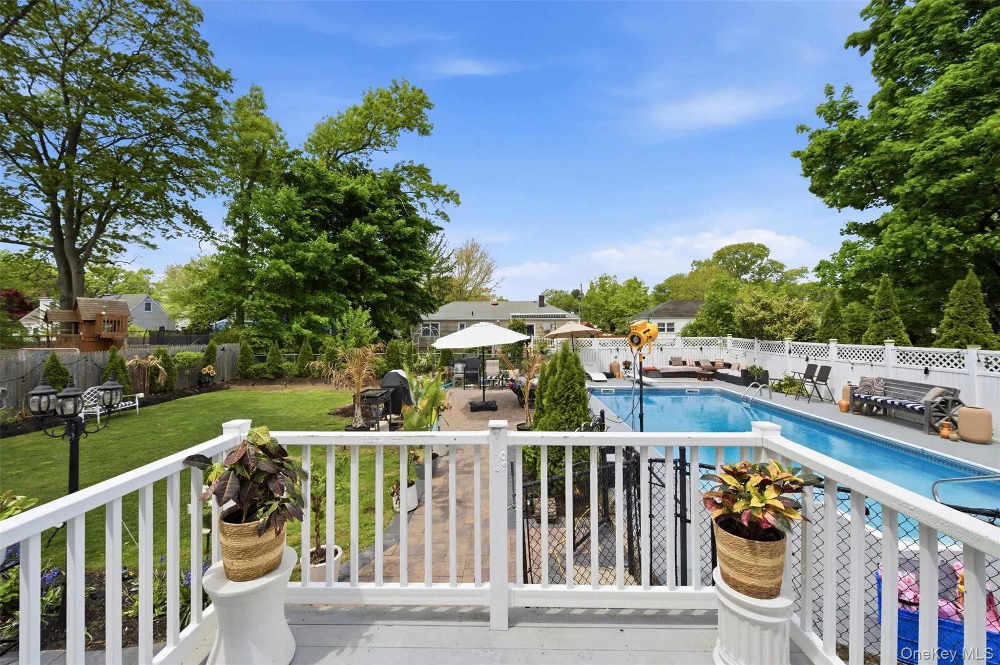 12 Browning Drive, Huntington, NY, 5 Bedrooms Bedrooms, 8 Rooms Rooms,2 BathroomsBathrooms,Residential,For Rent,Browning,0,1004323 12 Browning Drive, Huntington, NY, 5 Bedrooms Bedrooms, 8 Rooms Rooms,2 BathroomsBathrooms,Residential,For Rent,Browning,0,1004323