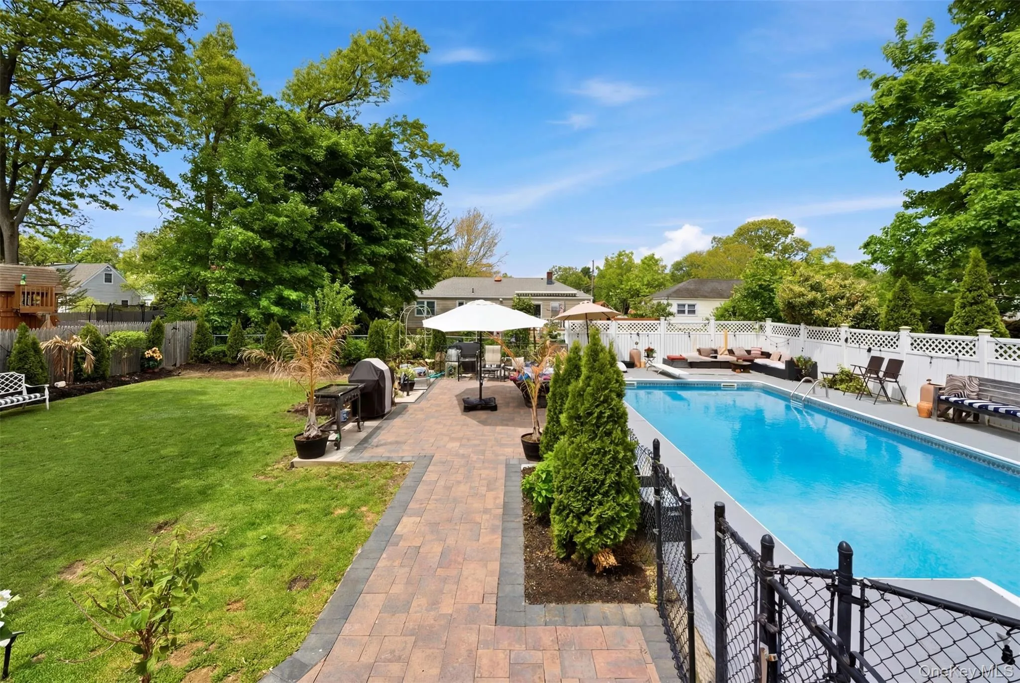12 Browning Drive, Huntington, NY, 5 Bedrooms Bedrooms, 8 Rooms Rooms,2 BathroomsBathrooms,Residential,For Rent,Browning,0,1004323 12 Browning Drive, Huntington, NY, 5 Bedrooms Bedrooms, 8 Rooms Rooms,2 BathroomsBathrooms,Residential,For Rent,Browning,0,1004323