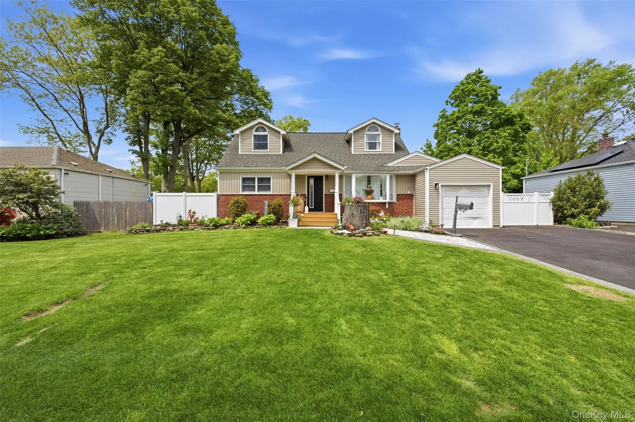 12 Browning Drive, Huntington, NY, 5 Bedrooms Bedrooms, 8 Rooms Rooms,2 BathroomsBathrooms,Residential,For Rent,Browning,0,1004323 12 Browning Drive, Huntington, NY, 5 Bedrooms Bedrooms, 8 Rooms Rooms,2 BathroomsBathrooms,Residential,For Rent,Browning,0,1004323