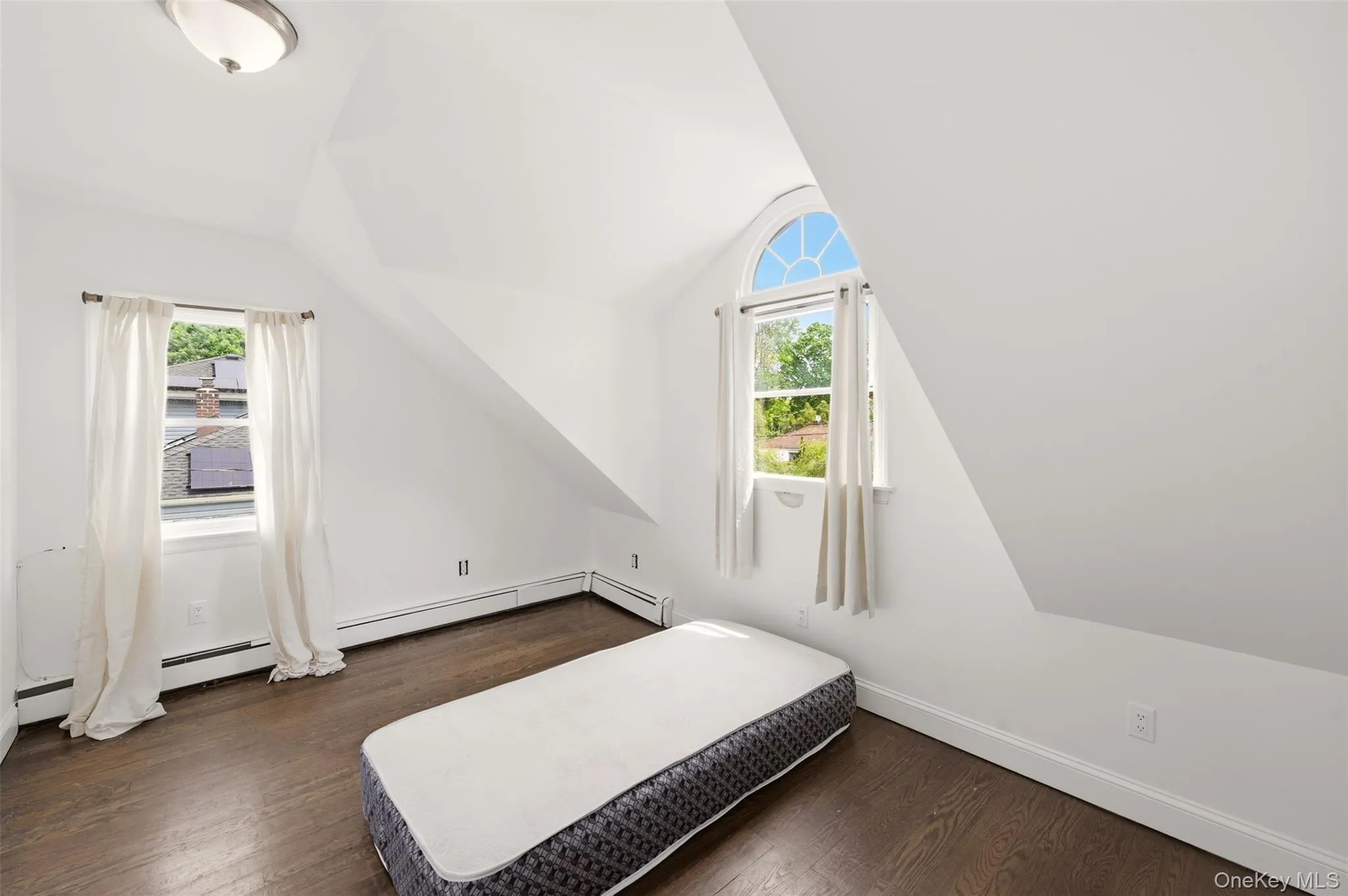12 Browning Drive, Huntington, NY, 5 Bedrooms Bedrooms, 8 Rooms Rooms,2 BathroomsBathrooms,Residential,For Rent,Browning,0,1004323 12 Browning Drive, Huntington, NY, 5 Bedrooms Bedrooms, 8 Rooms Rooms,2 BathroomsBathrooms,Residential,For Rent,Browning,0,1004323