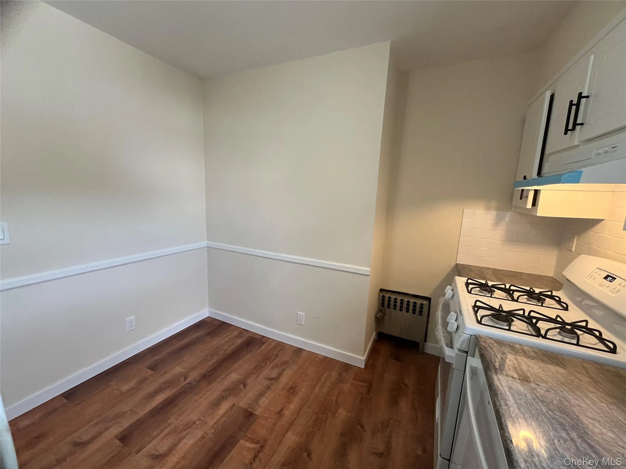 60 Park Avenue, Harrison, NY, 2 Bedrooms Bedrooms, 4 Rooms Rooms,1 BathroomBathrooms,Residential Lease,For Rent,Park,0,1004326 60 Park Avenue, Harrison, NY, 2 Bedrooms Bedrooms, 4 Rooms Rooms,1 BathroomBathrooms,Residential Lease,For Rent,Park,0,1004326