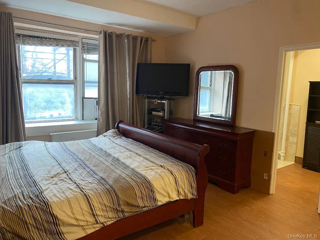 63-60 102nd Street, New York, NY, 3 Rooms Rooms,1 BathroomBathrooms,Residential Lease,For Rent,102nd,0,1004328 63-60 102nd Street, New York, NY, 3 Rooms Rooms,1 BathroomBathrooms,Residential Lease,For Rent,102nd,0,1004328