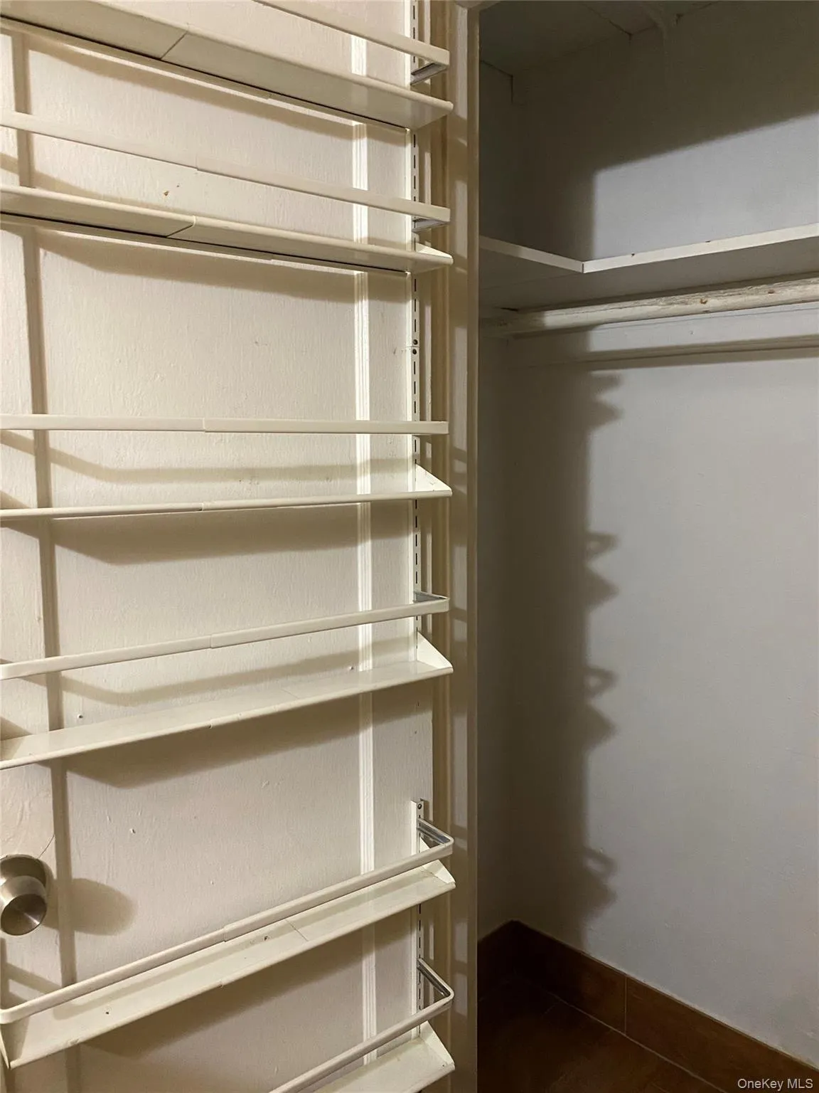 63-60 102nd Street, New York, NY, 3 Rooms Rooms,1 BathroomBathrooms,Residential Lease,For Rent,102nd,0,1004328 63-60 102nd Street, New York, NY, 3 Rooms Rooms,1 BathroomBathrooms,Residential Lease,For Rent,102nd,0,1004328
